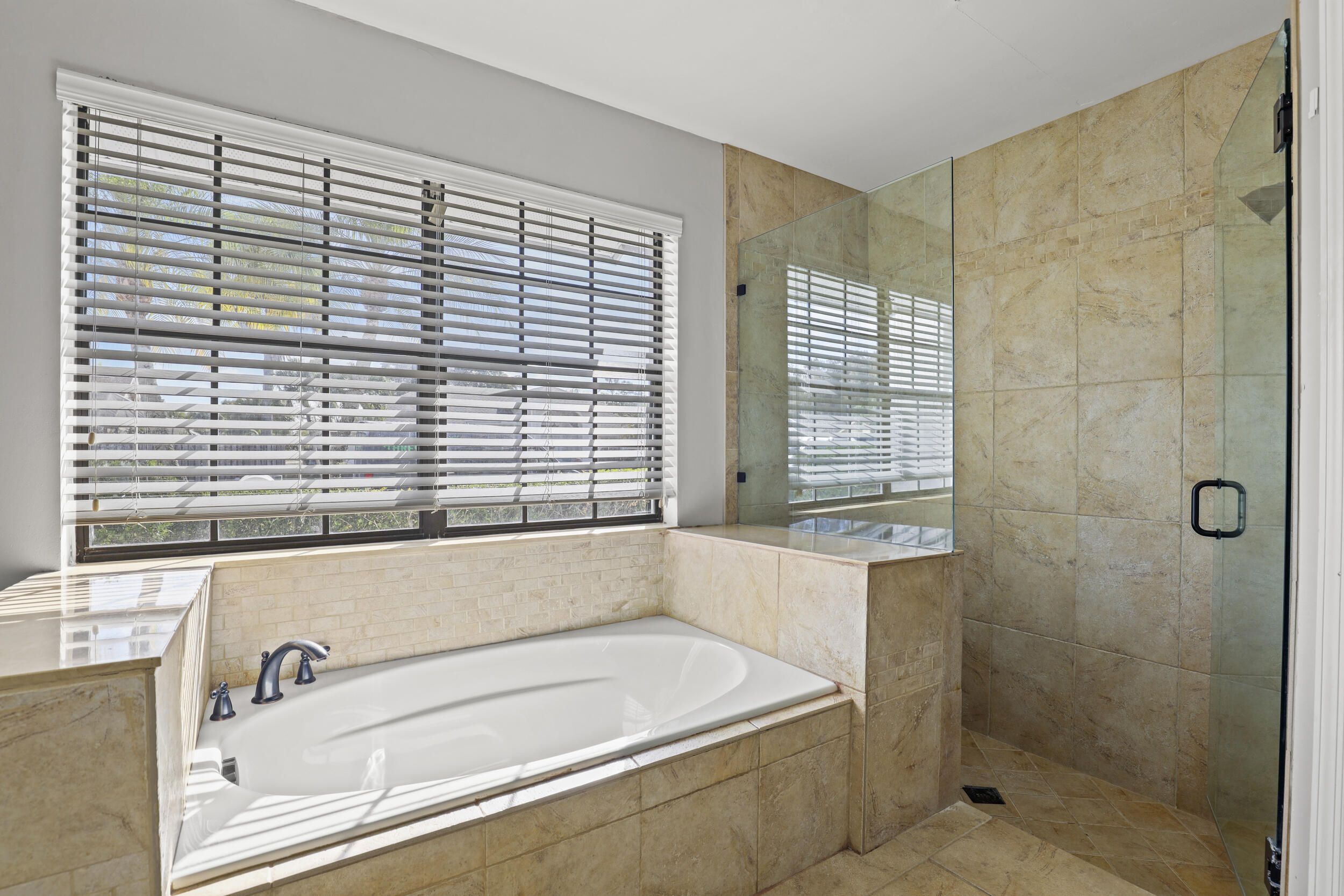 WOODS WALK 2 - Residential