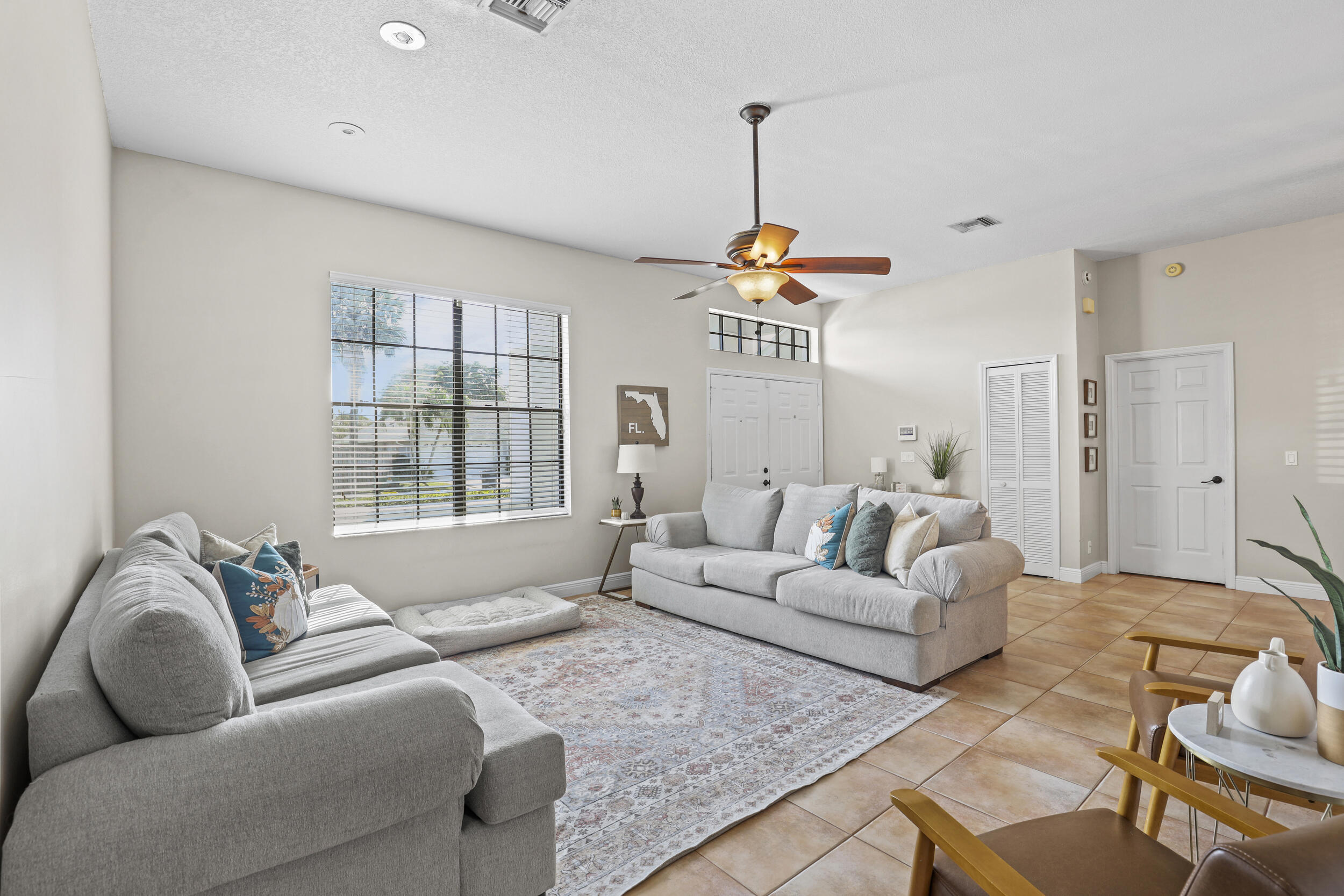 WOODS WALK 2 - Residential