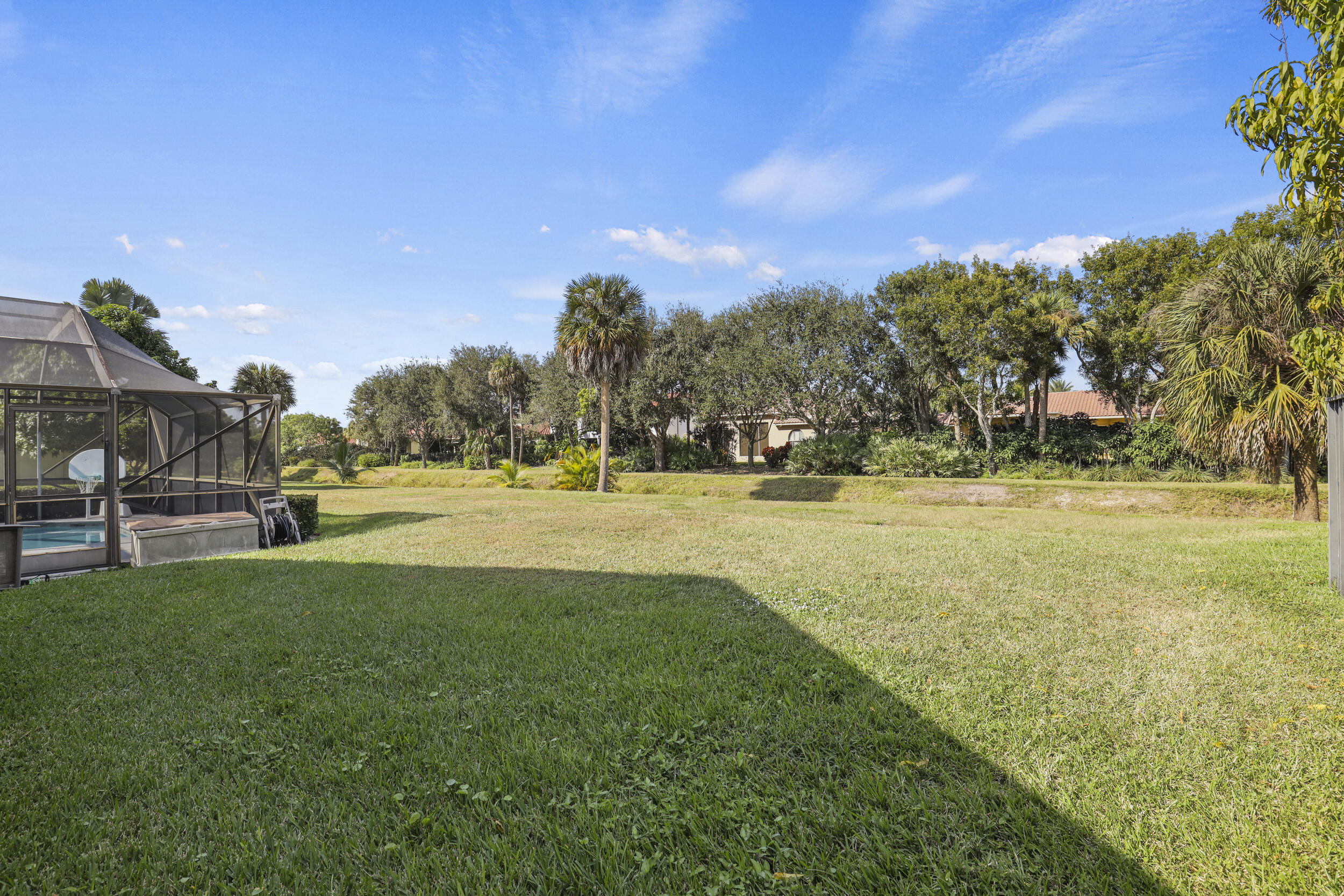 WOODS WALK 2 - Residential