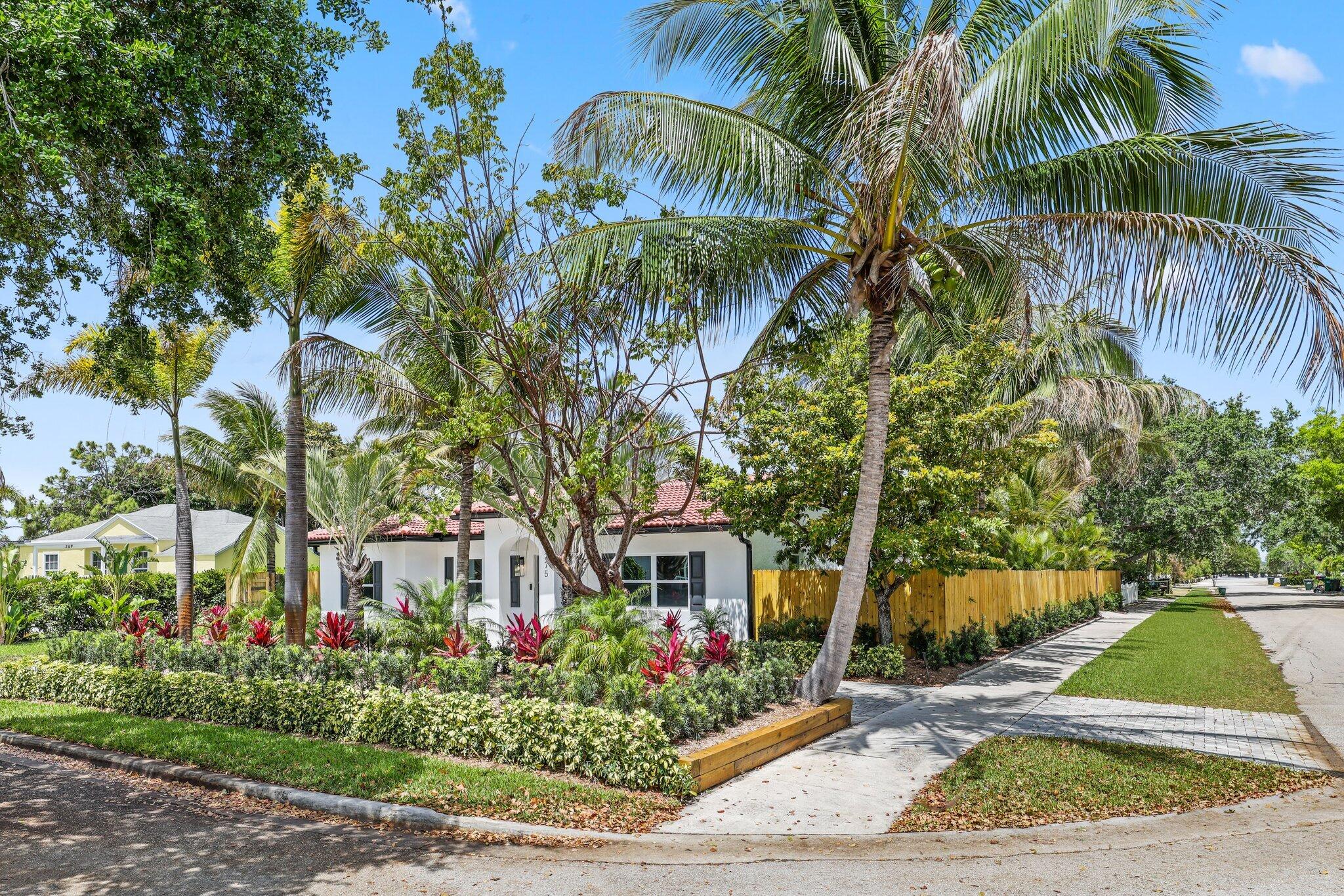 PLUMOSA PARK SEC A, B AND D - Residential