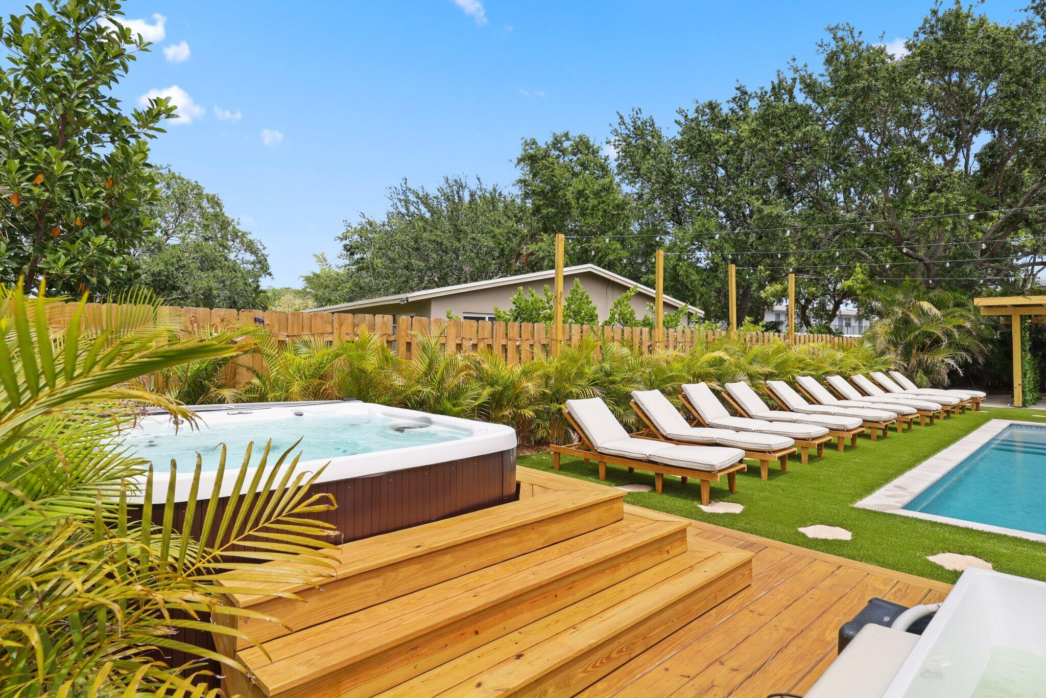 PLUMOSA PARK SEC A, B AND D - Residential