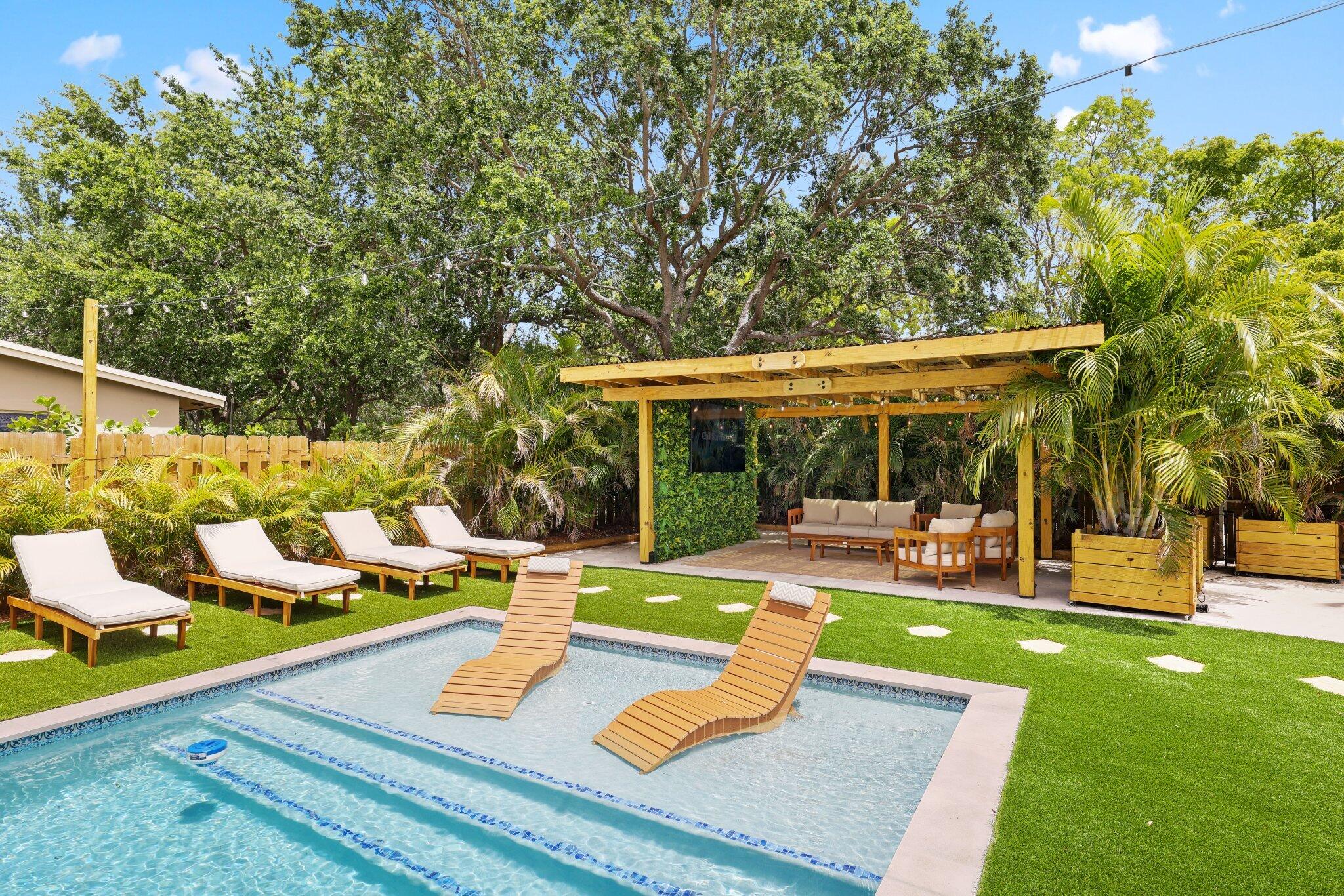 PLUMOSA PARK SEC A, B AND D - Residential