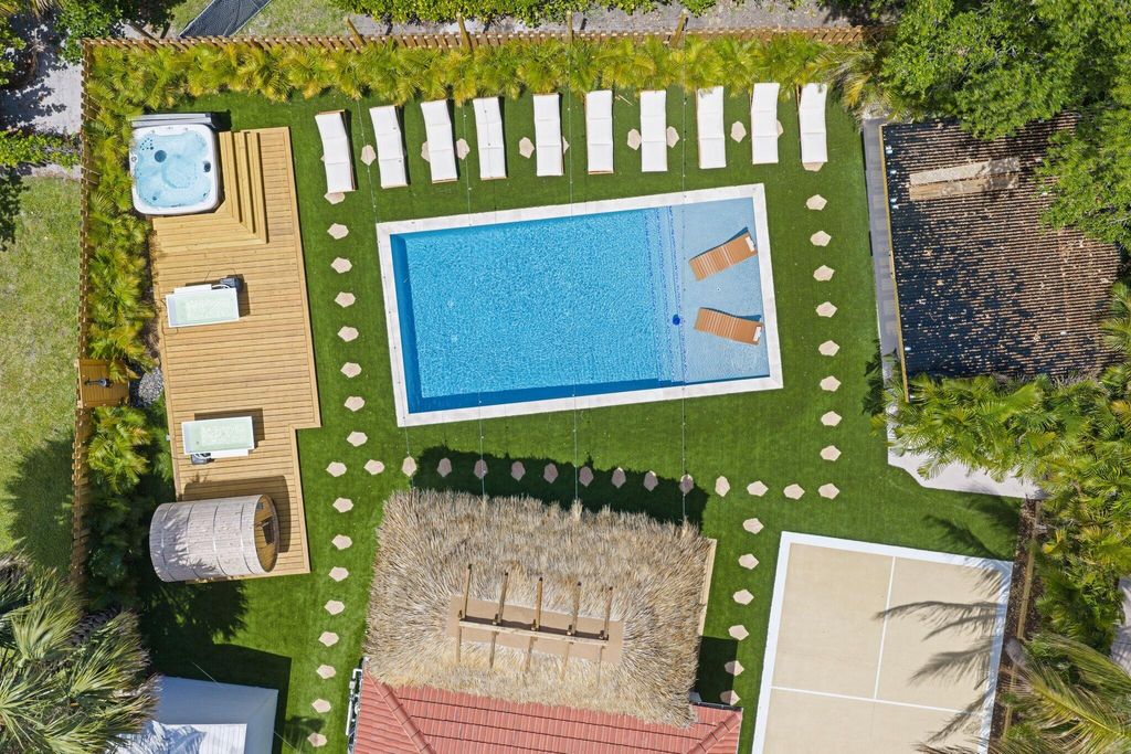 Photo of 275 NE 16th Street, Delray Beach, FL 33444 (MLS # B26025460)