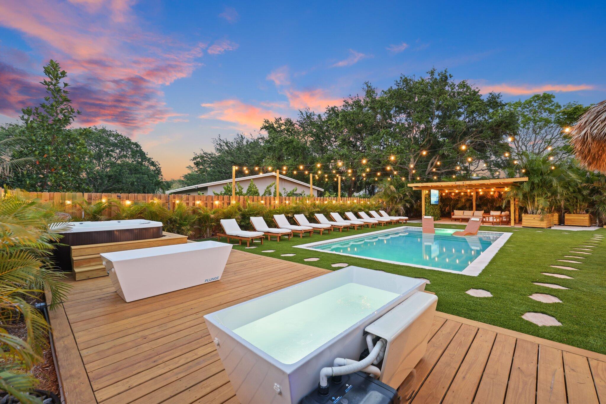 PLUMOSA PARK SEC A, B AND D - Residential