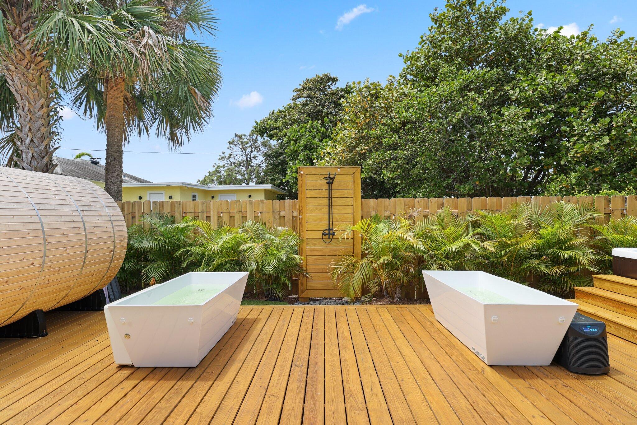 PLUMOSA PARK SEC A, B AND D - Residential