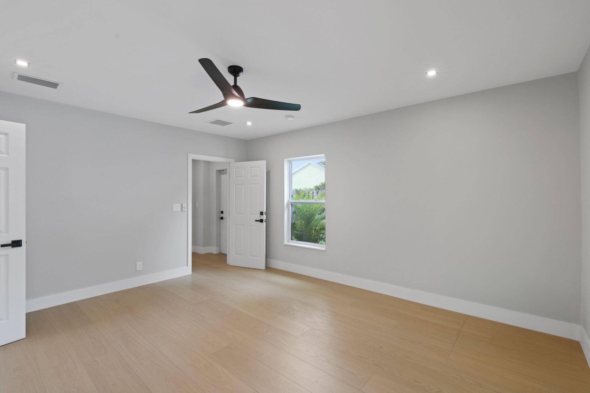 PLUMOSA PARK SEC A, B AND D - Residential