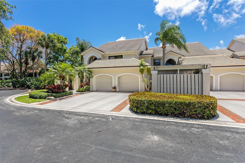 Photo of 3940 Schooner Pointe Drive #109, Jupiter, FL 33477 (MLS # R10981565)