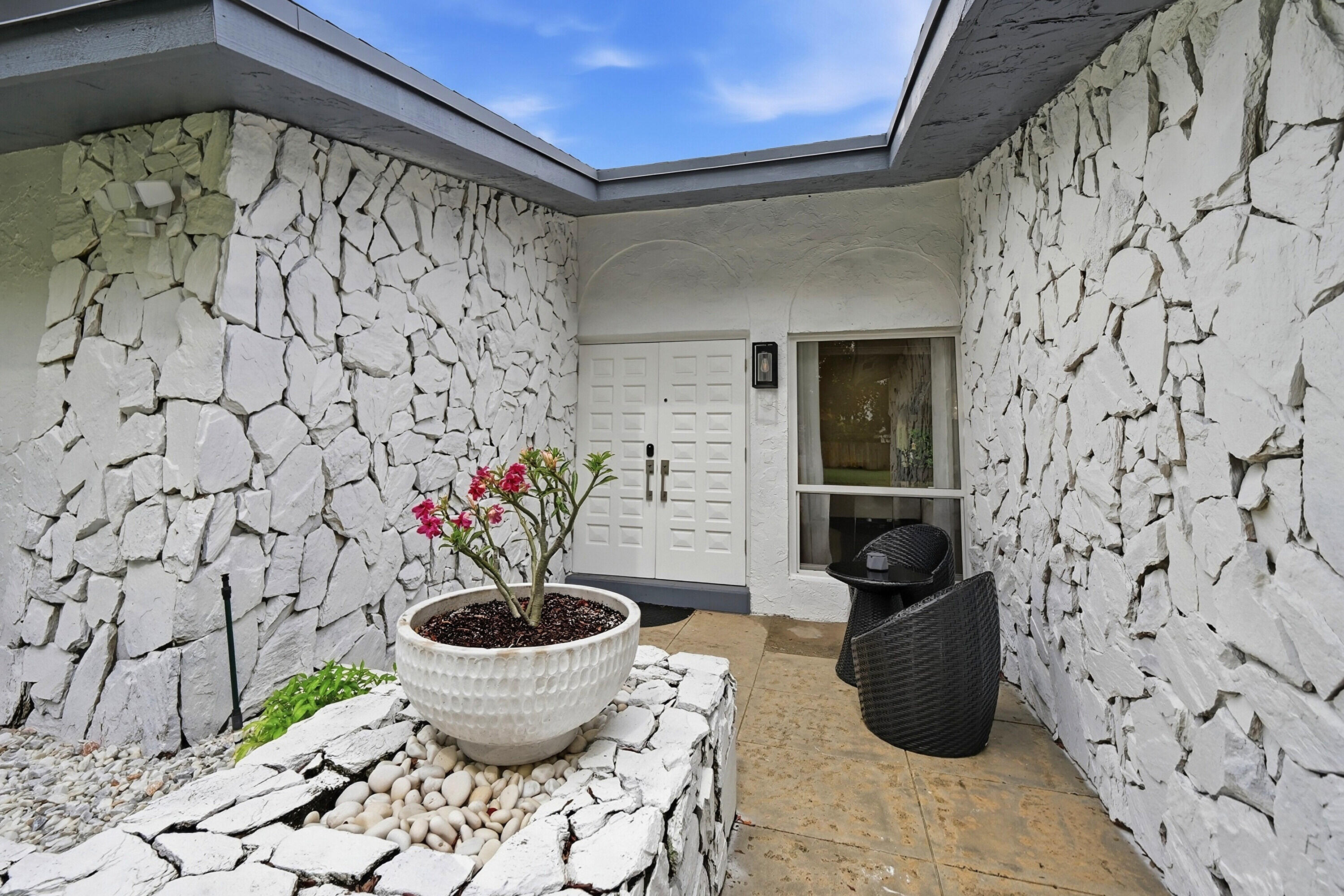 BOCA MADERA UNIT 2 - Residential