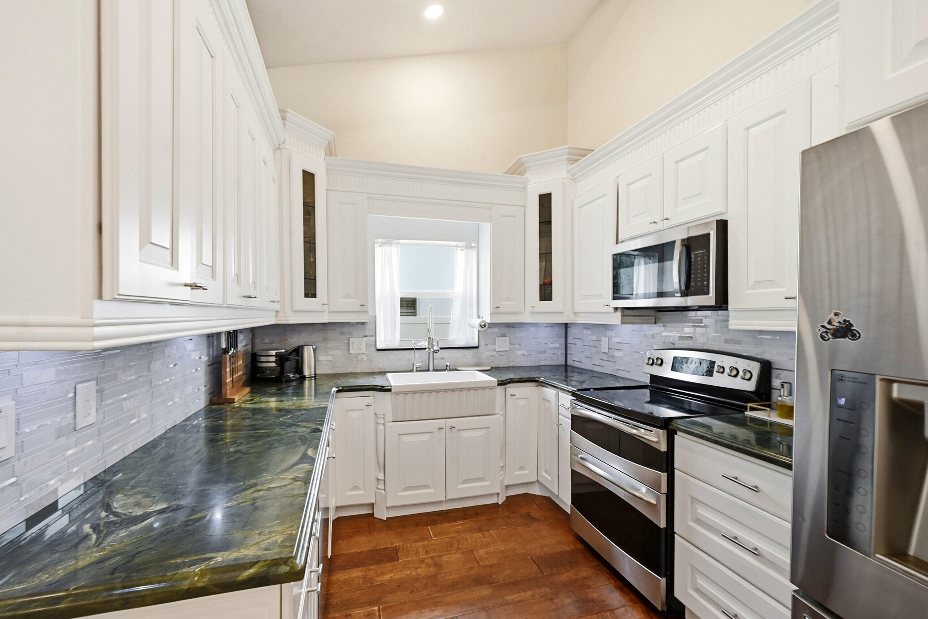BOCA MADERA UNIT 2 - Residential