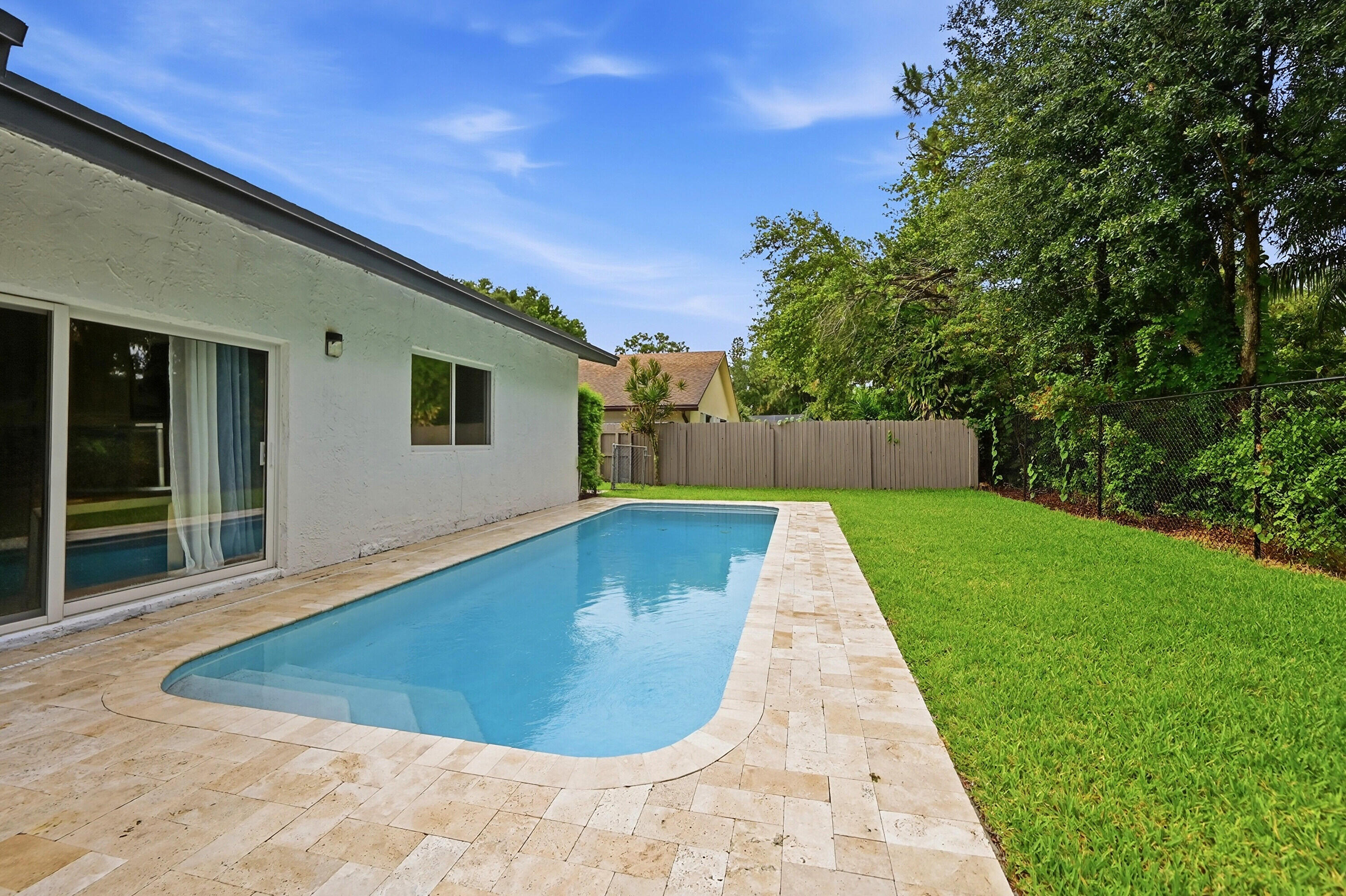 BOCA MADERA UNIT 2 - Residential