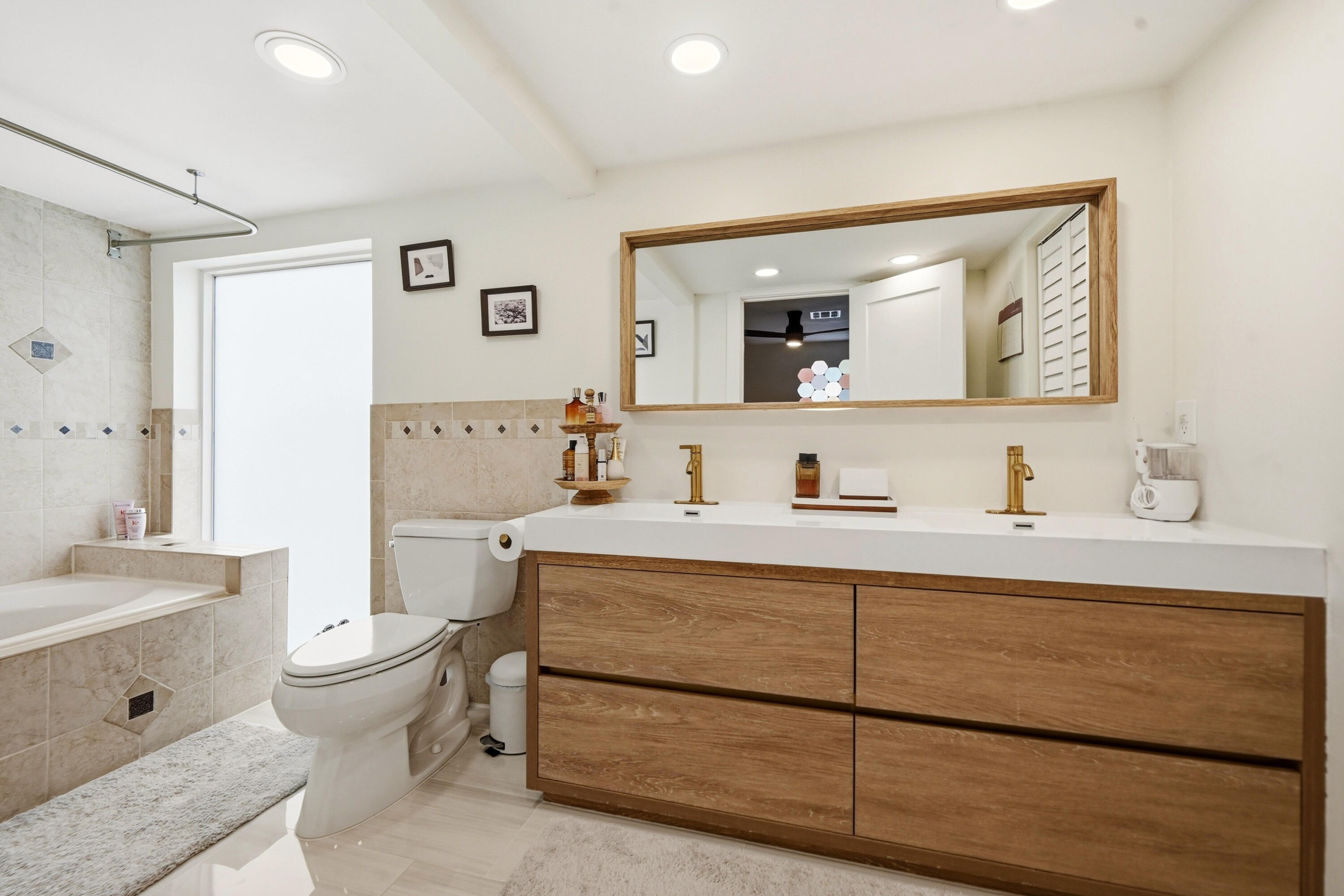 BOCA MADERA UNIT 2 - Residential