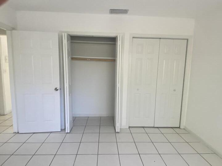 ORANGE TERRACE - Residential Lease