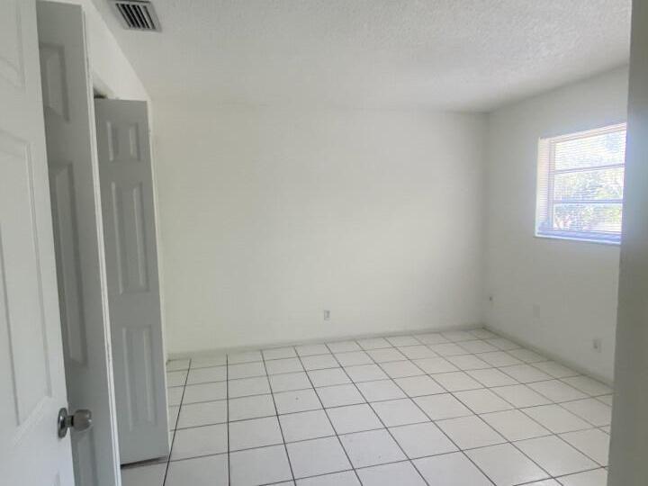 ORANGE TERRACE - Residential Lease