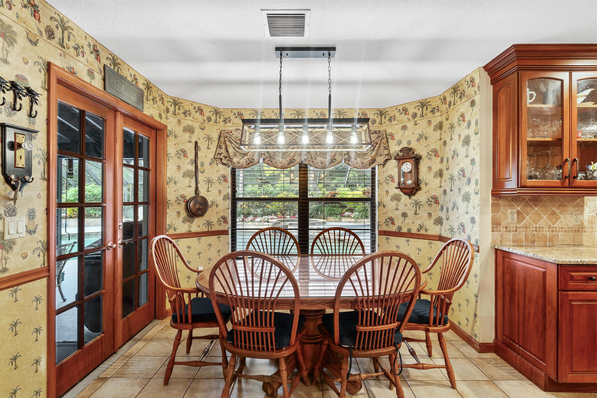 HOMELAND - Residential