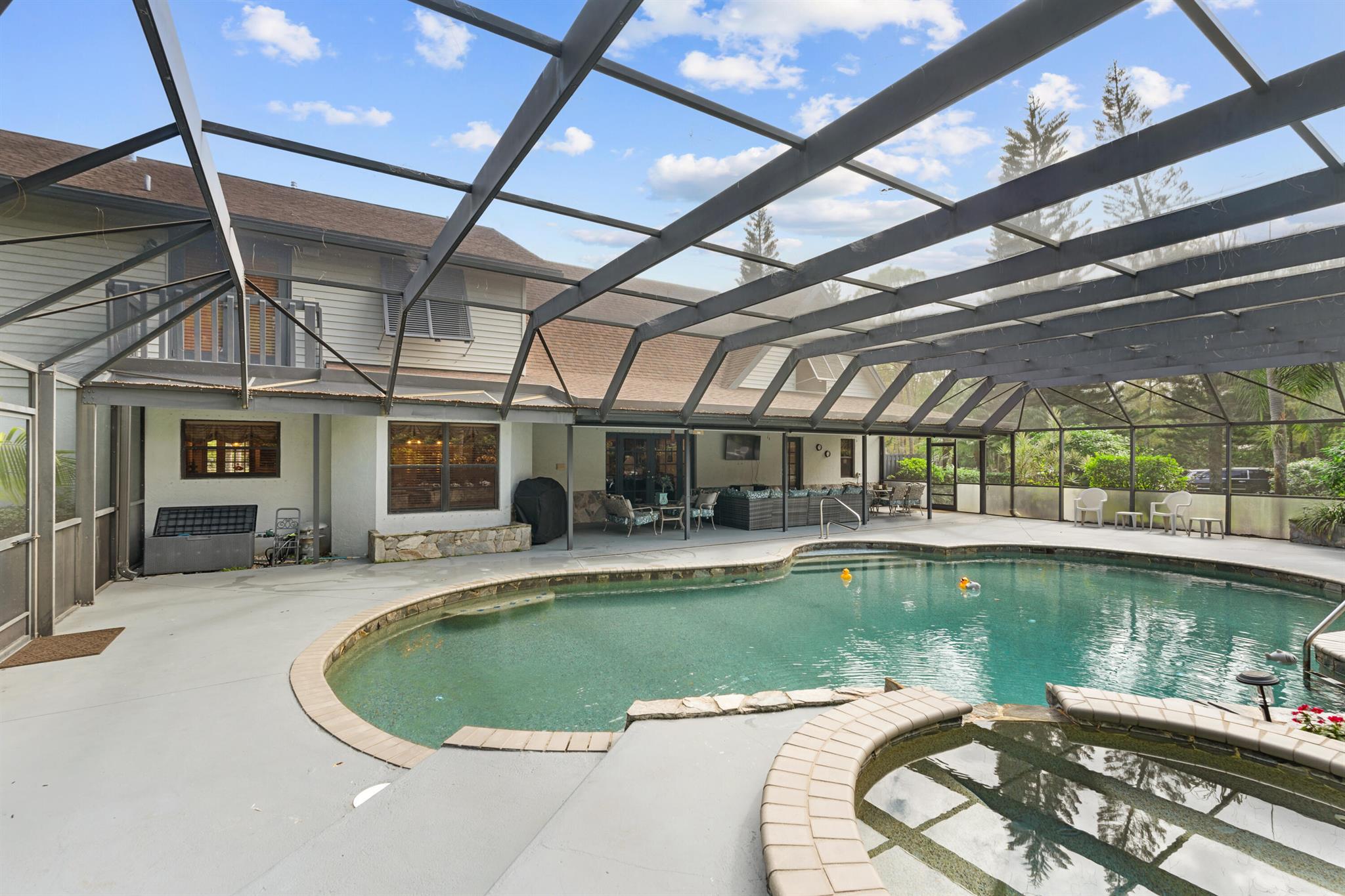 HOMELAND - Residential