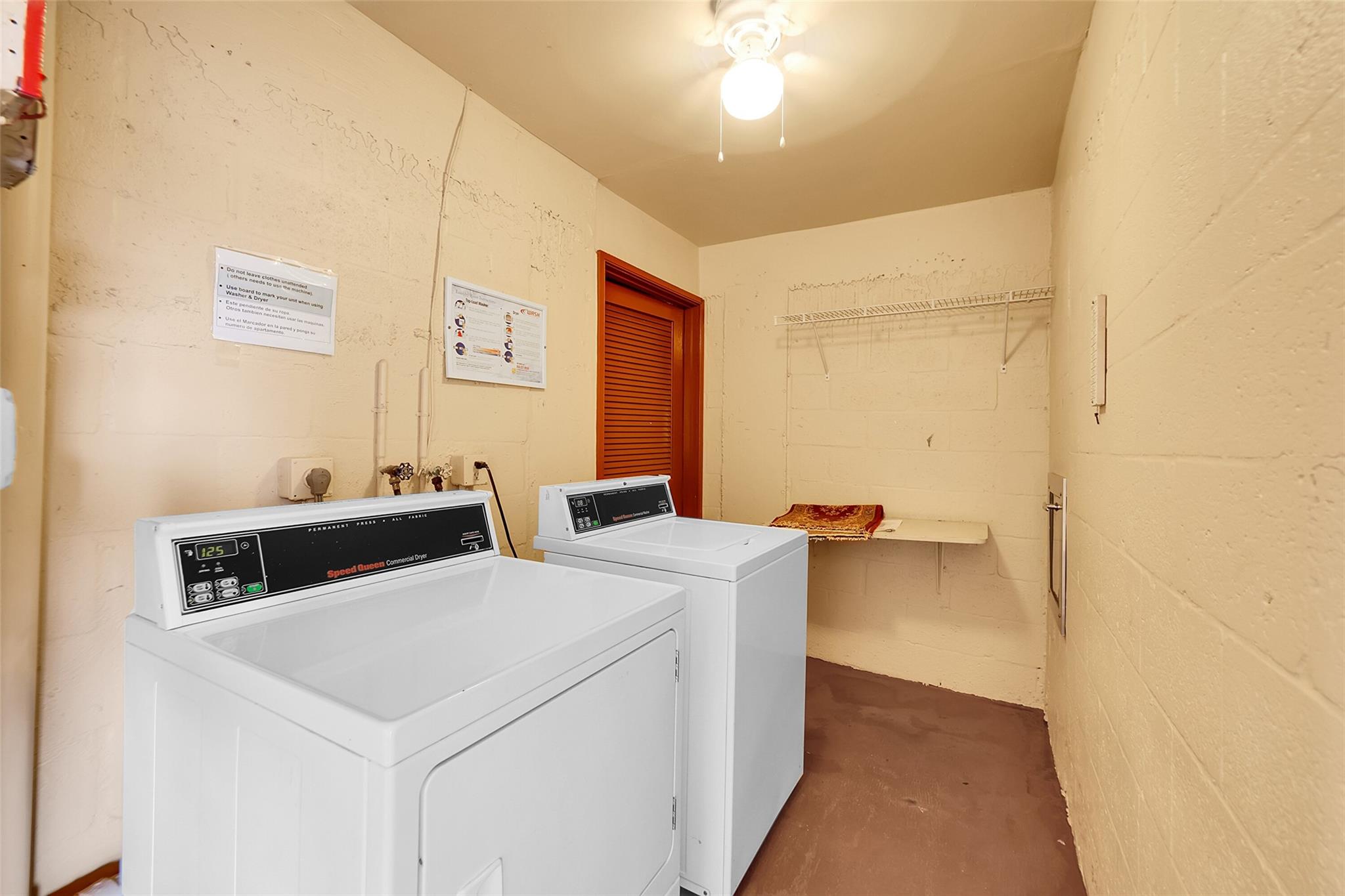 Sunrise Lakes Phase III - Residential