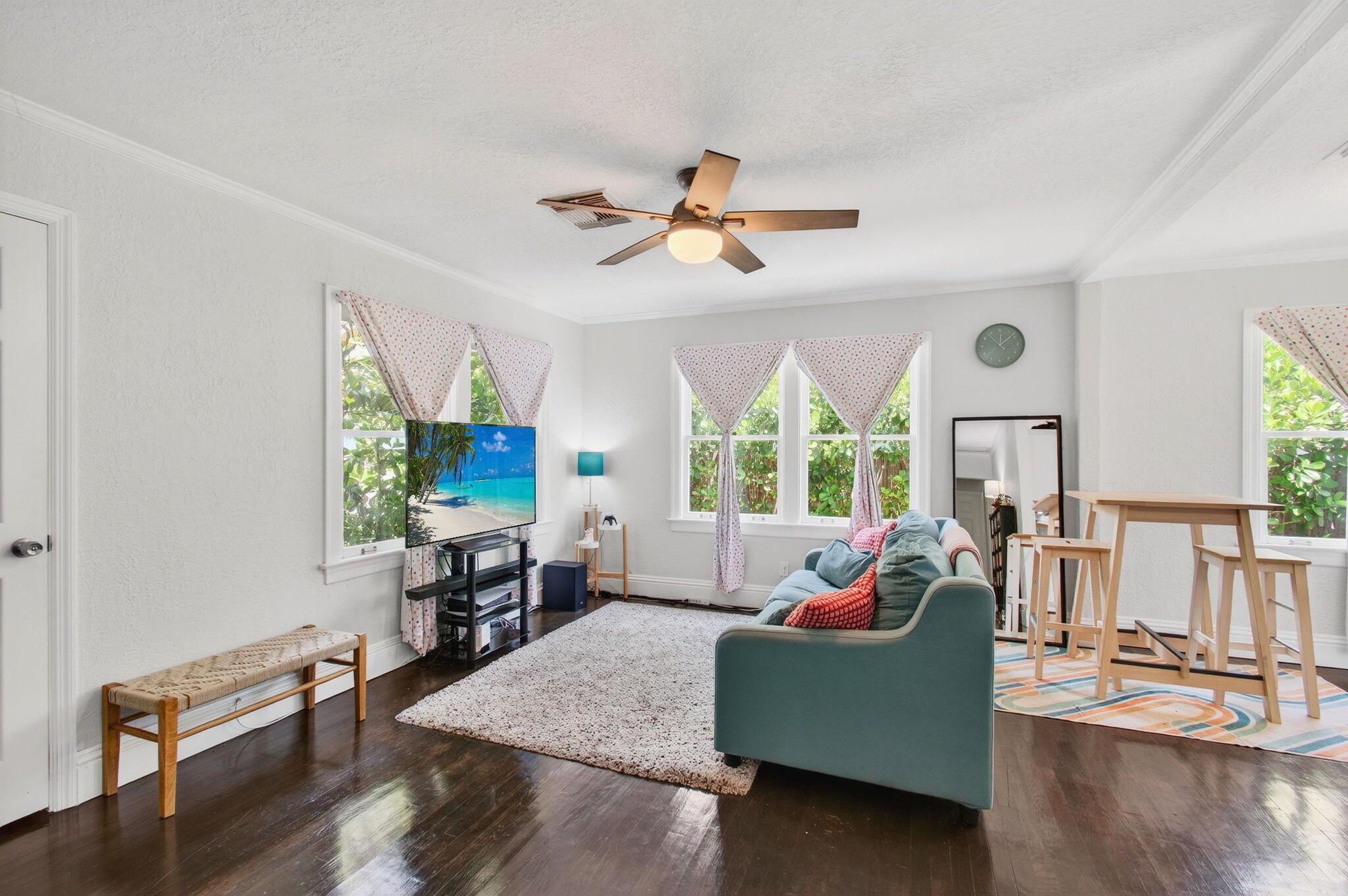 LAKE WORTH TOWN OF - Residential