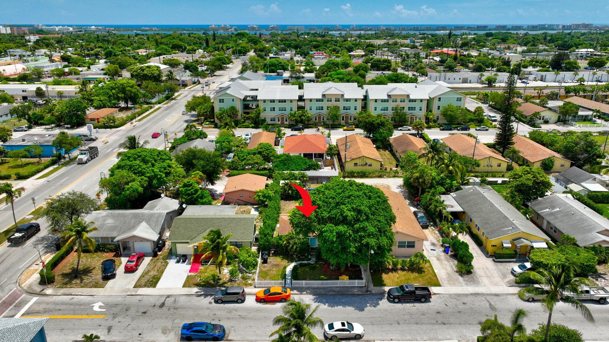 LAKE WORTH TOWN OF - Residential