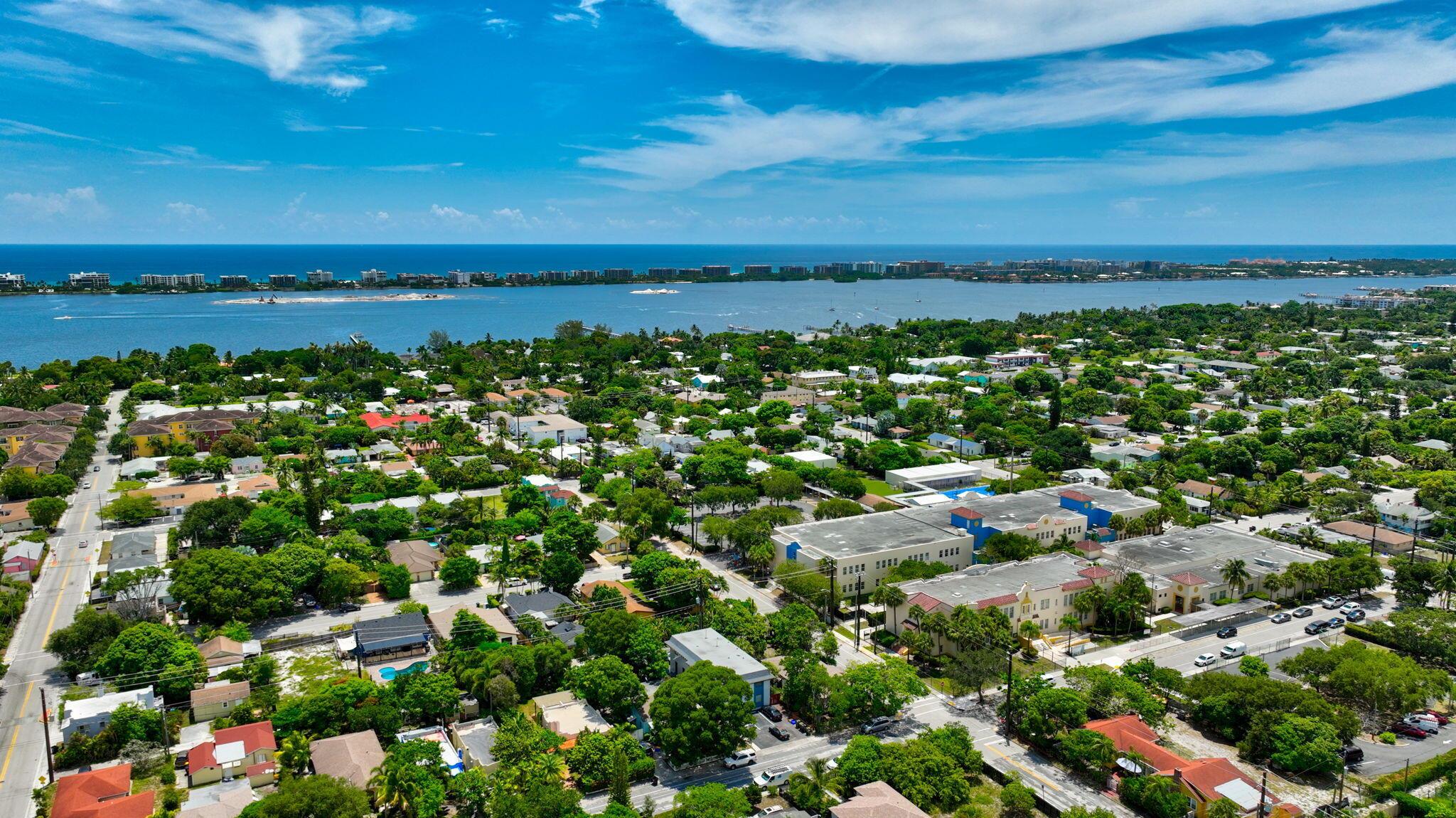 LAKE WORTH TOWN OF - Residential