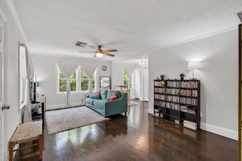 614 S E Street Lake Worth Beach FL 33460