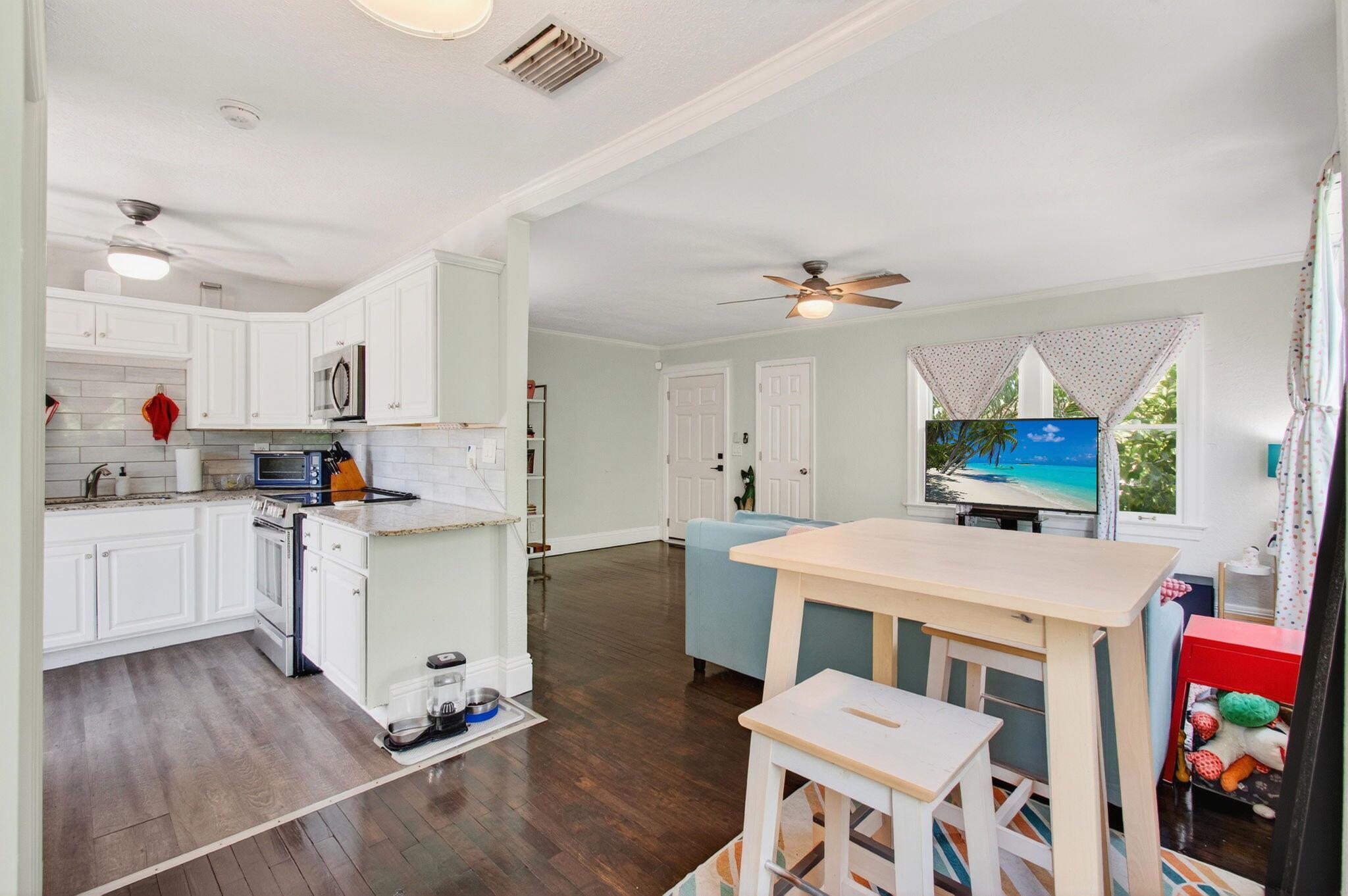 LAKE WORTH TOWN OF - Residential