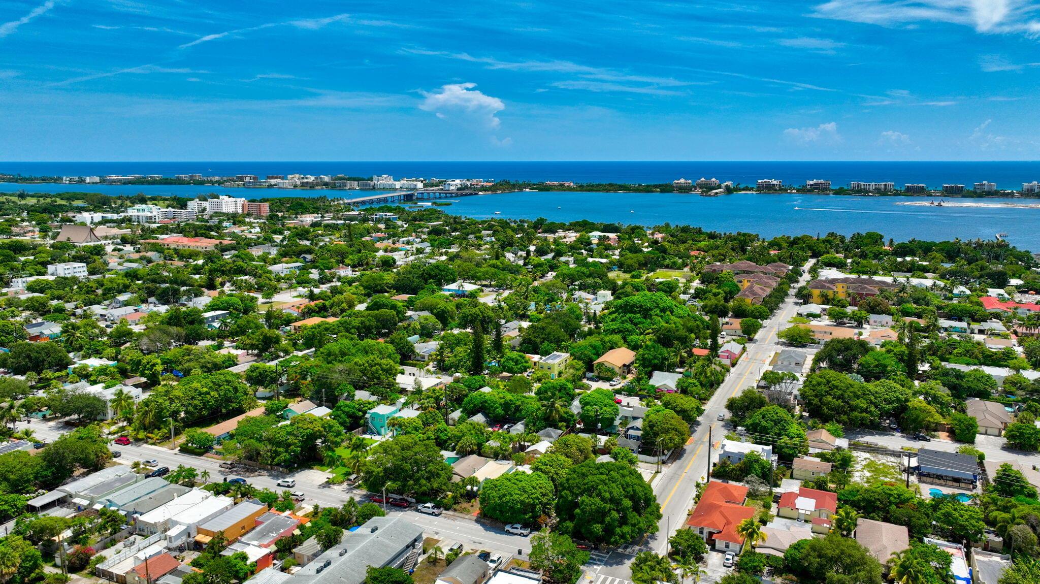 LAKE WORTH TOWN OF - Residential