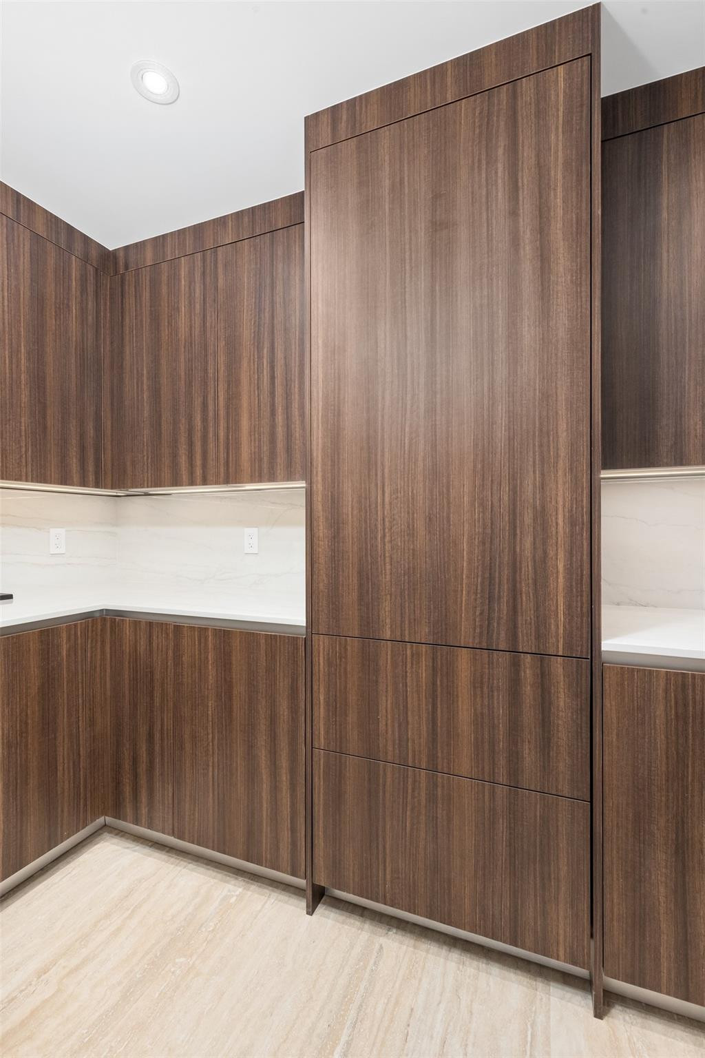 Four Seasons - Residential