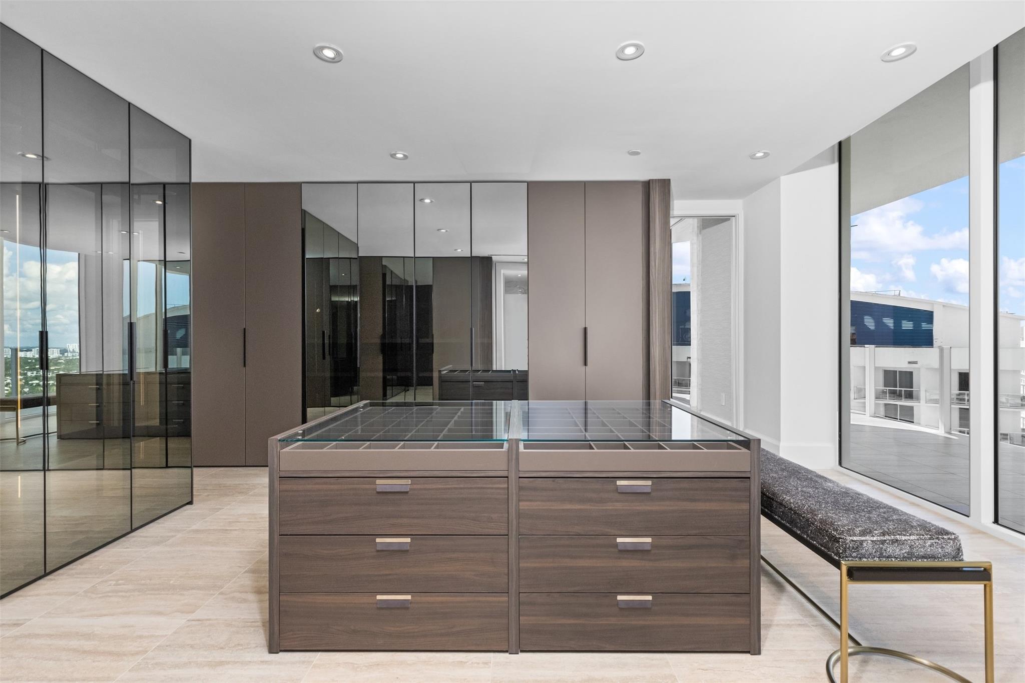 Four Seasons - Residential