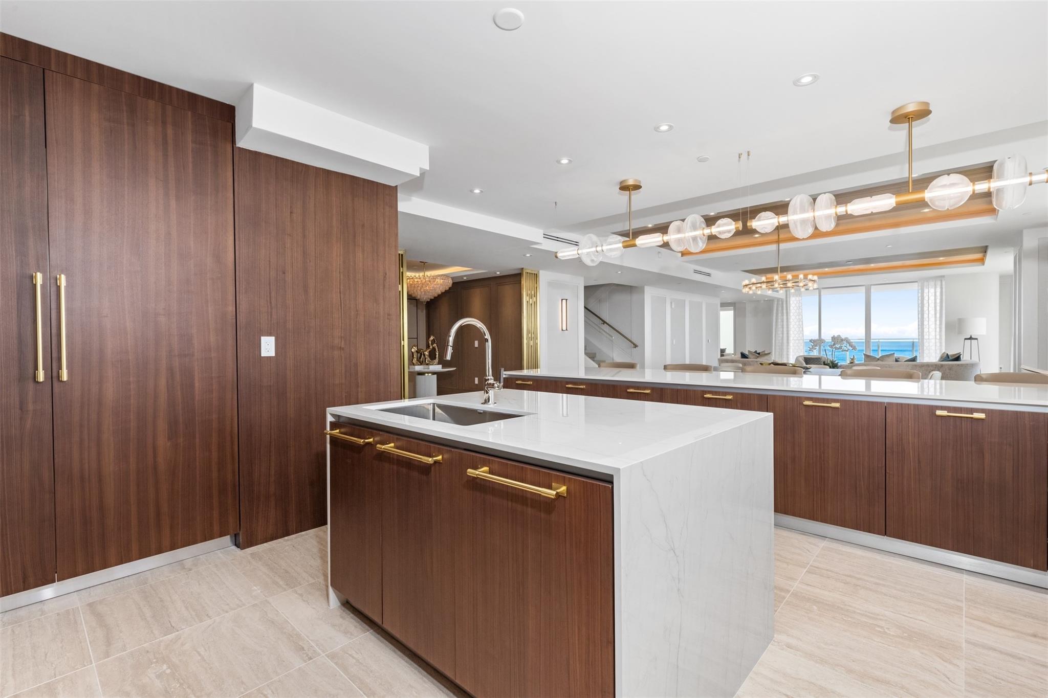 Four Seasons - Residential