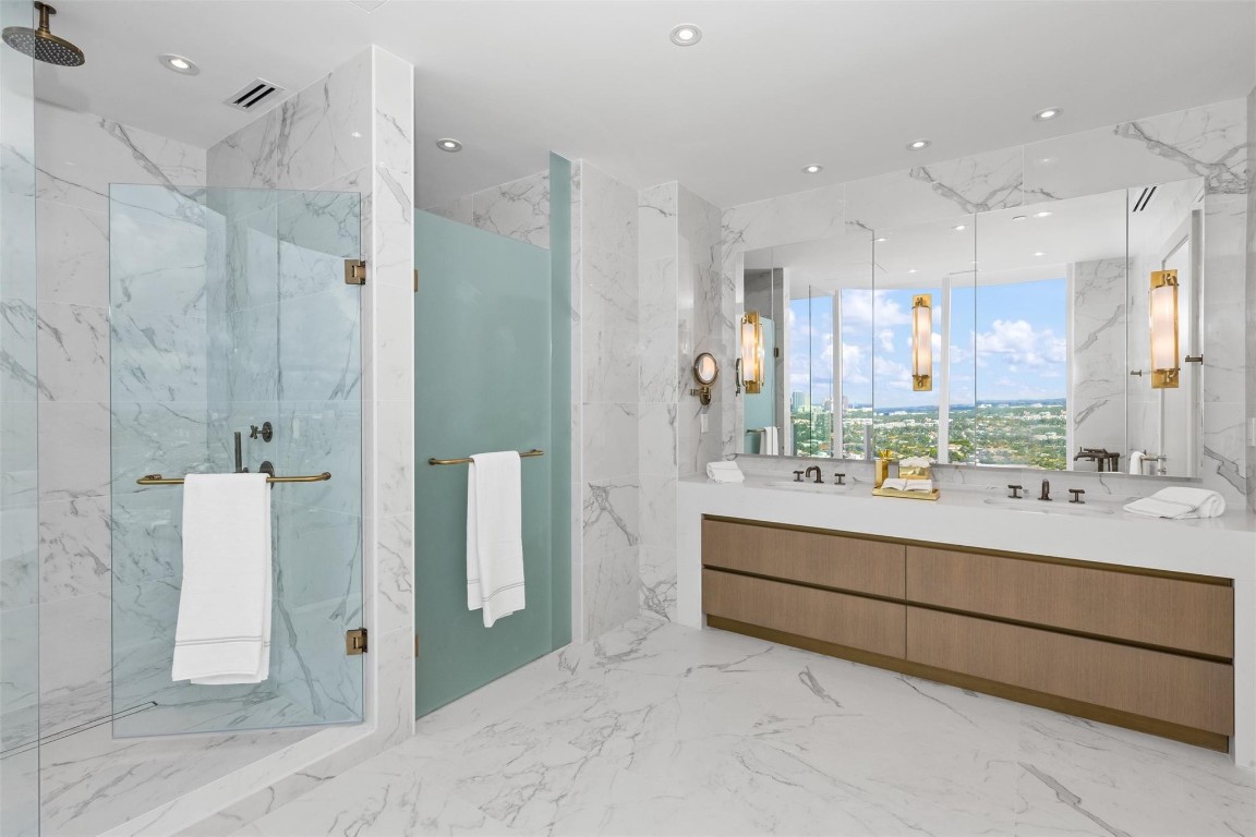 Four Seasons - Residential