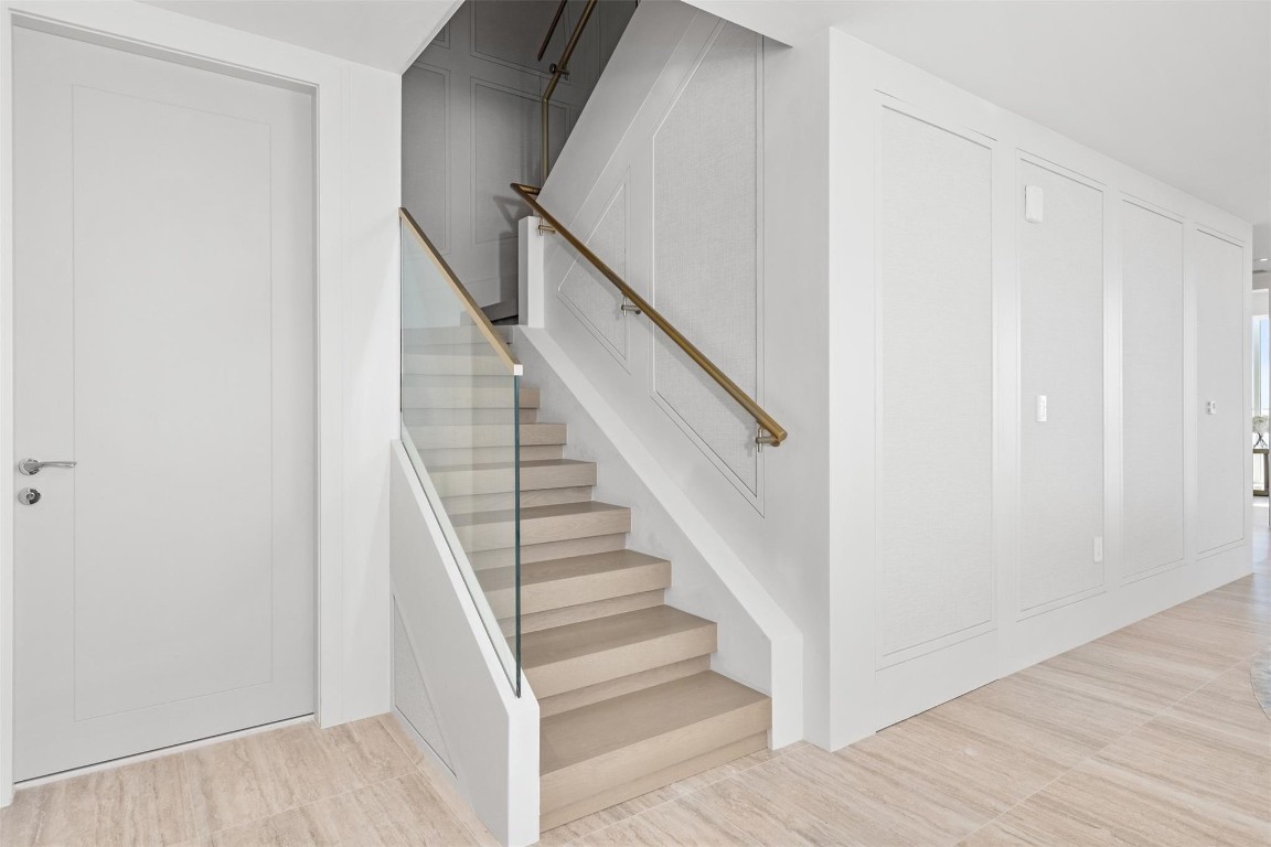 Four Seasons - Residential