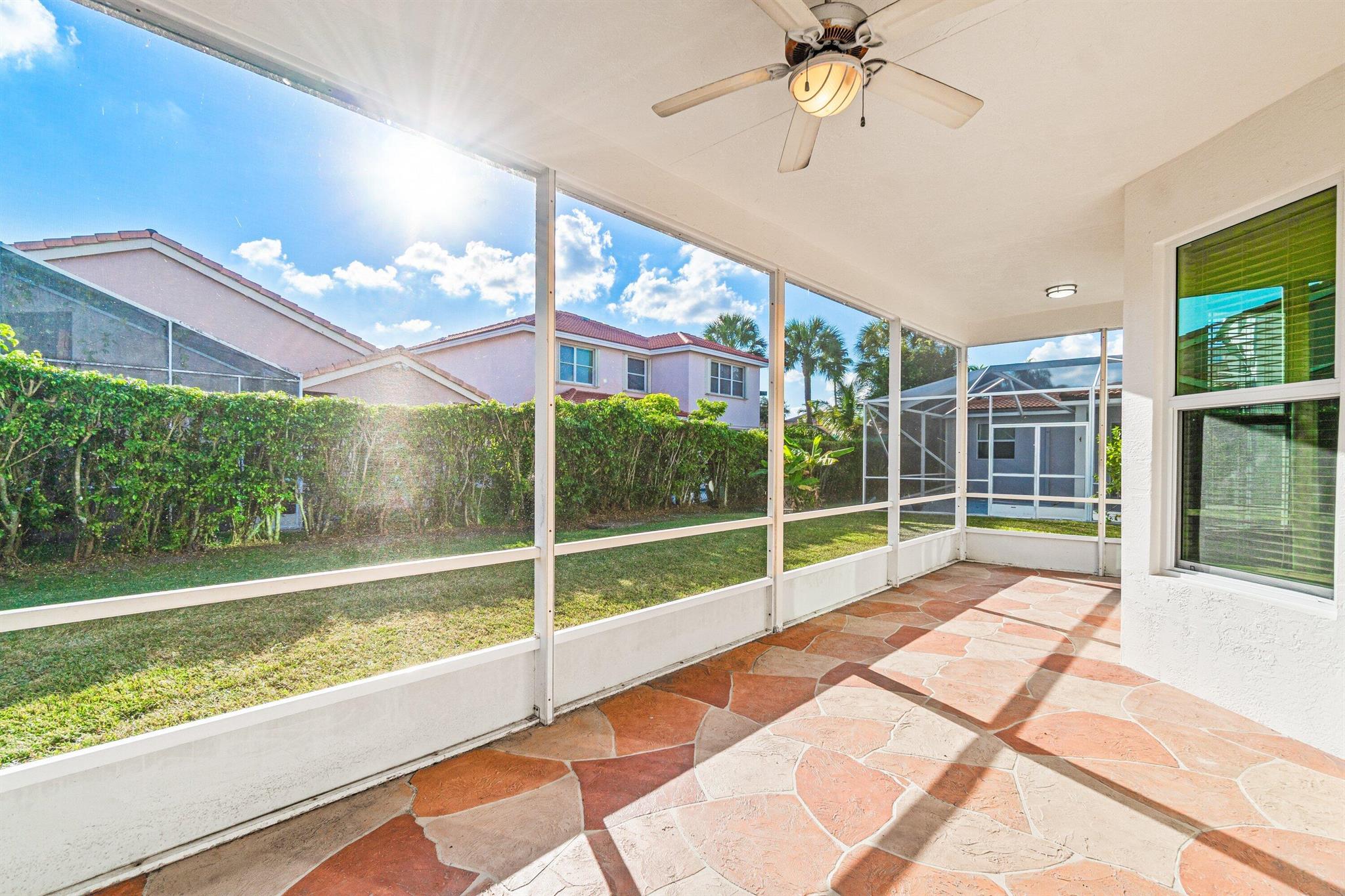 WYNDHAM LAKES NORTH - Residential