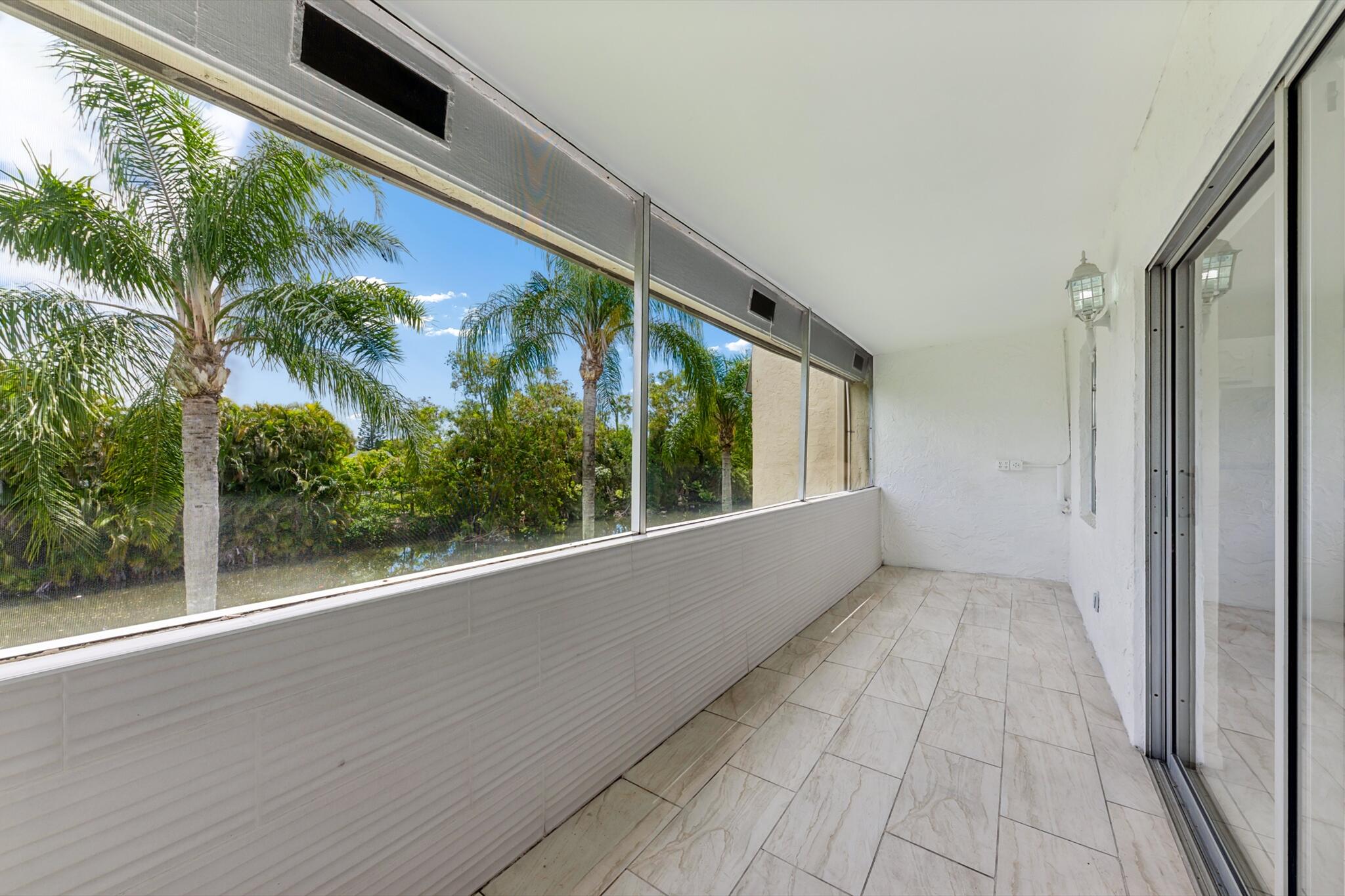 CHAROLAIS CONDO - Residential