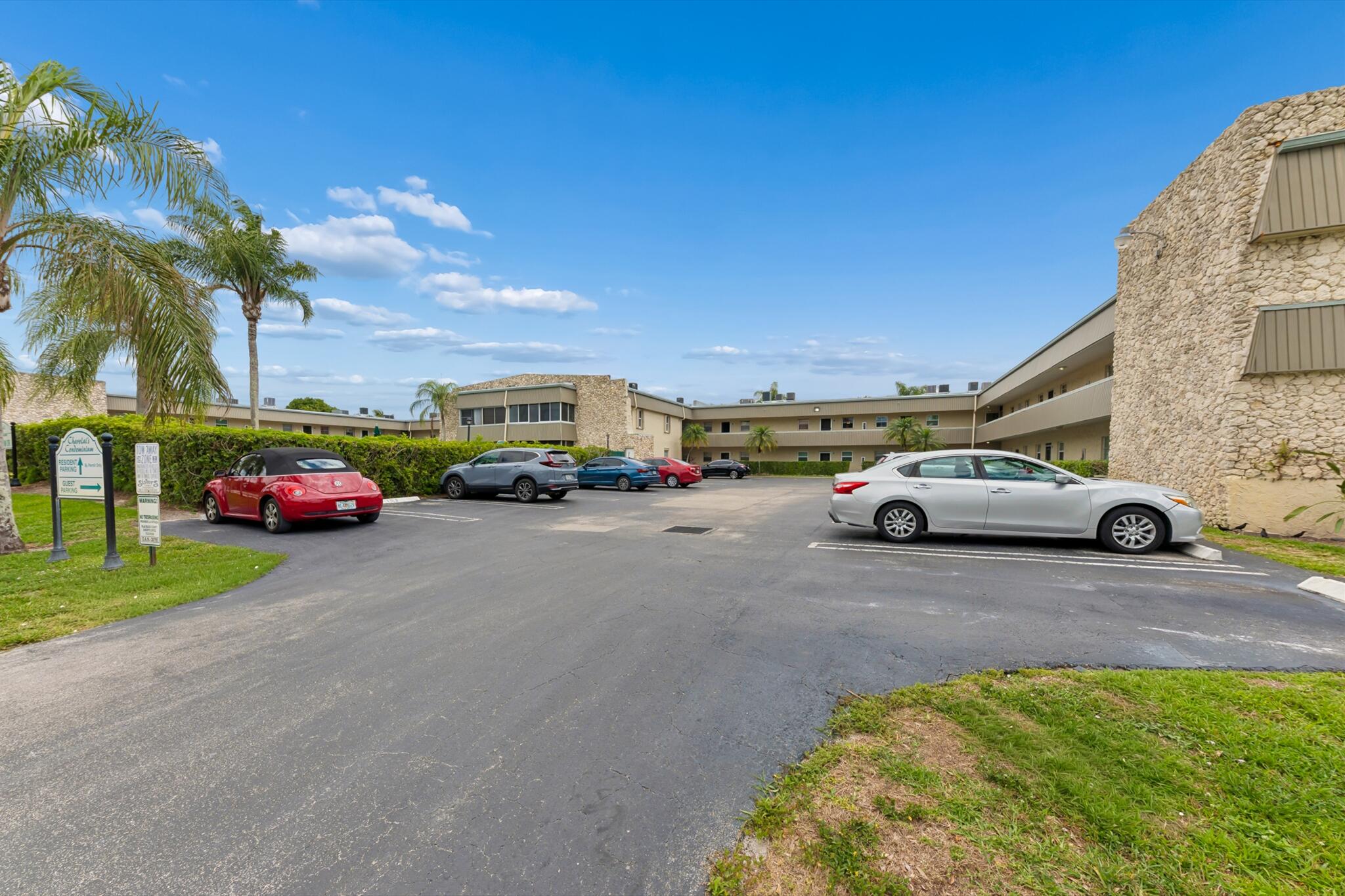 CHAROLAIS CONDO - Residential