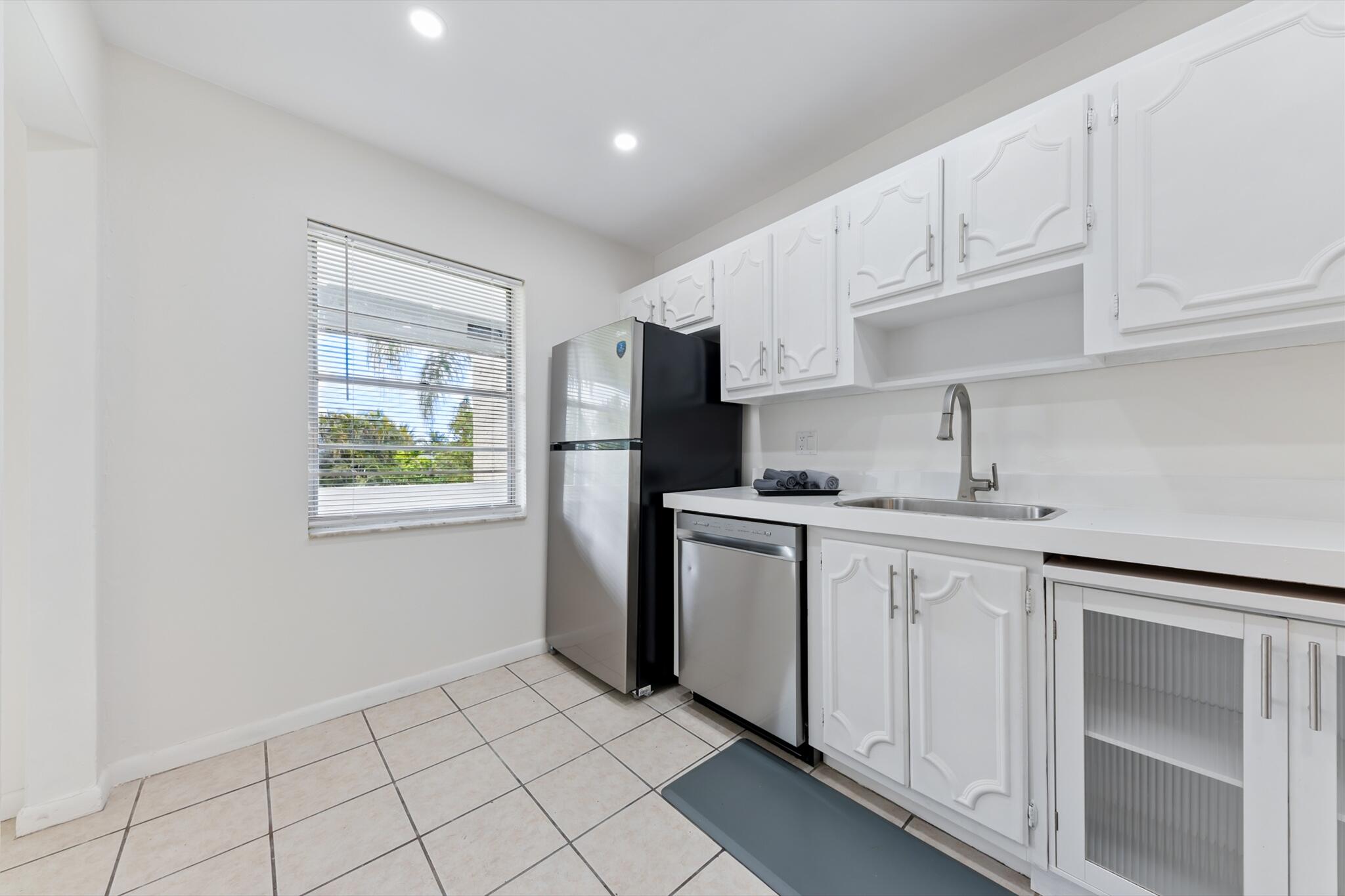 126 Sparrow Drive 10b