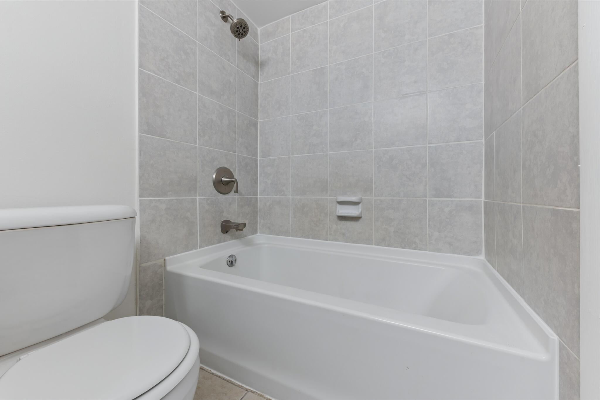 CHAROLAIS CONDO - Residential