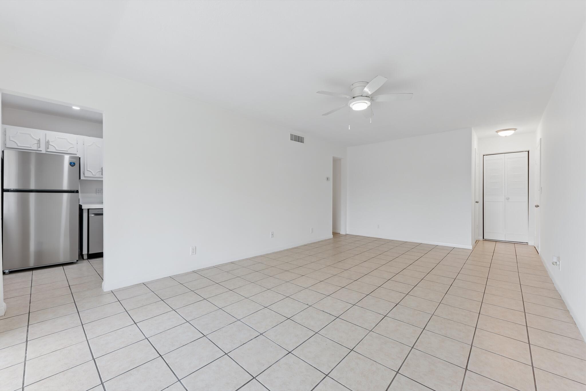 CHAROLAIS CONDO - Residential