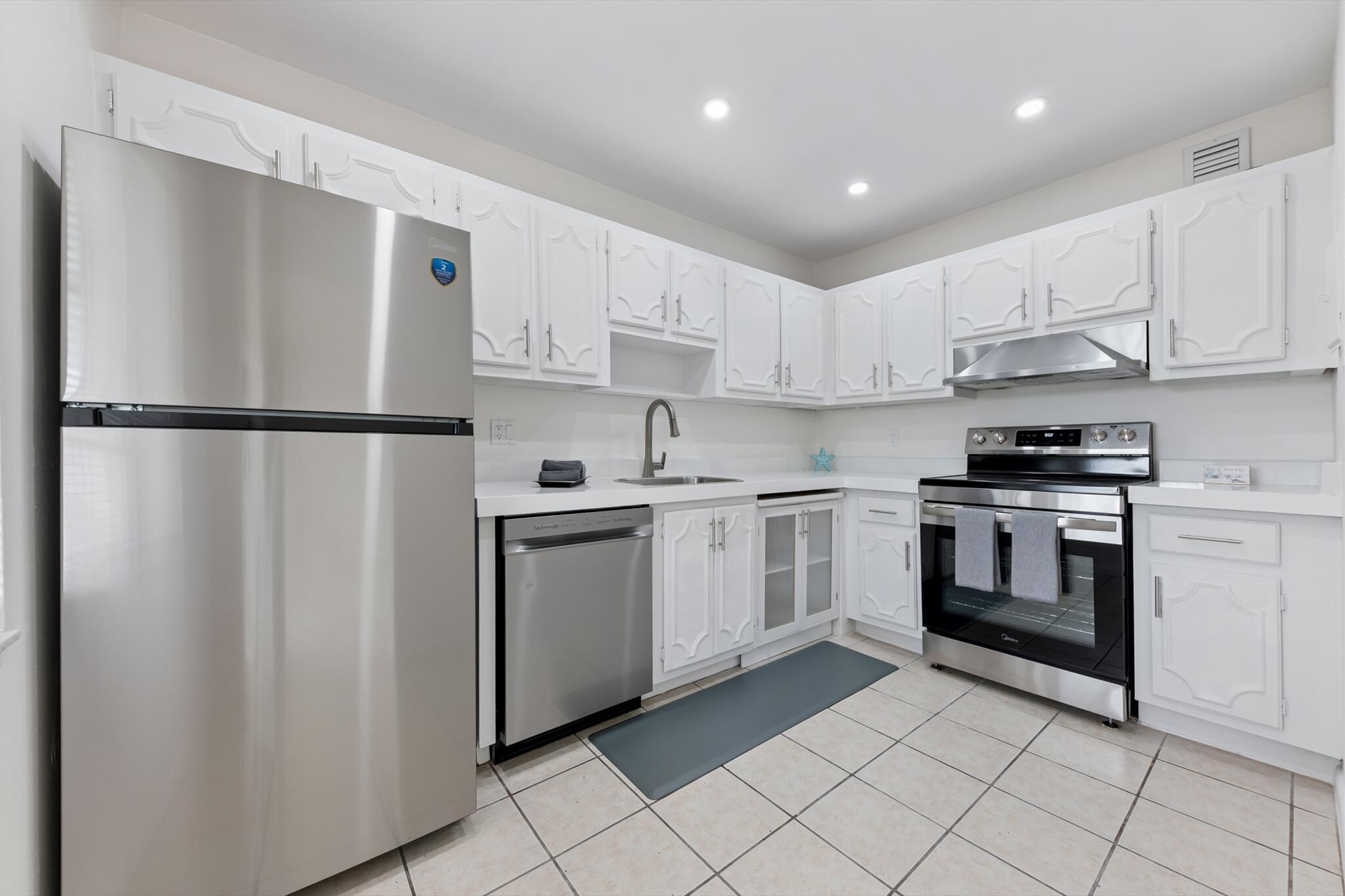 126 Sparrow Drive 10b