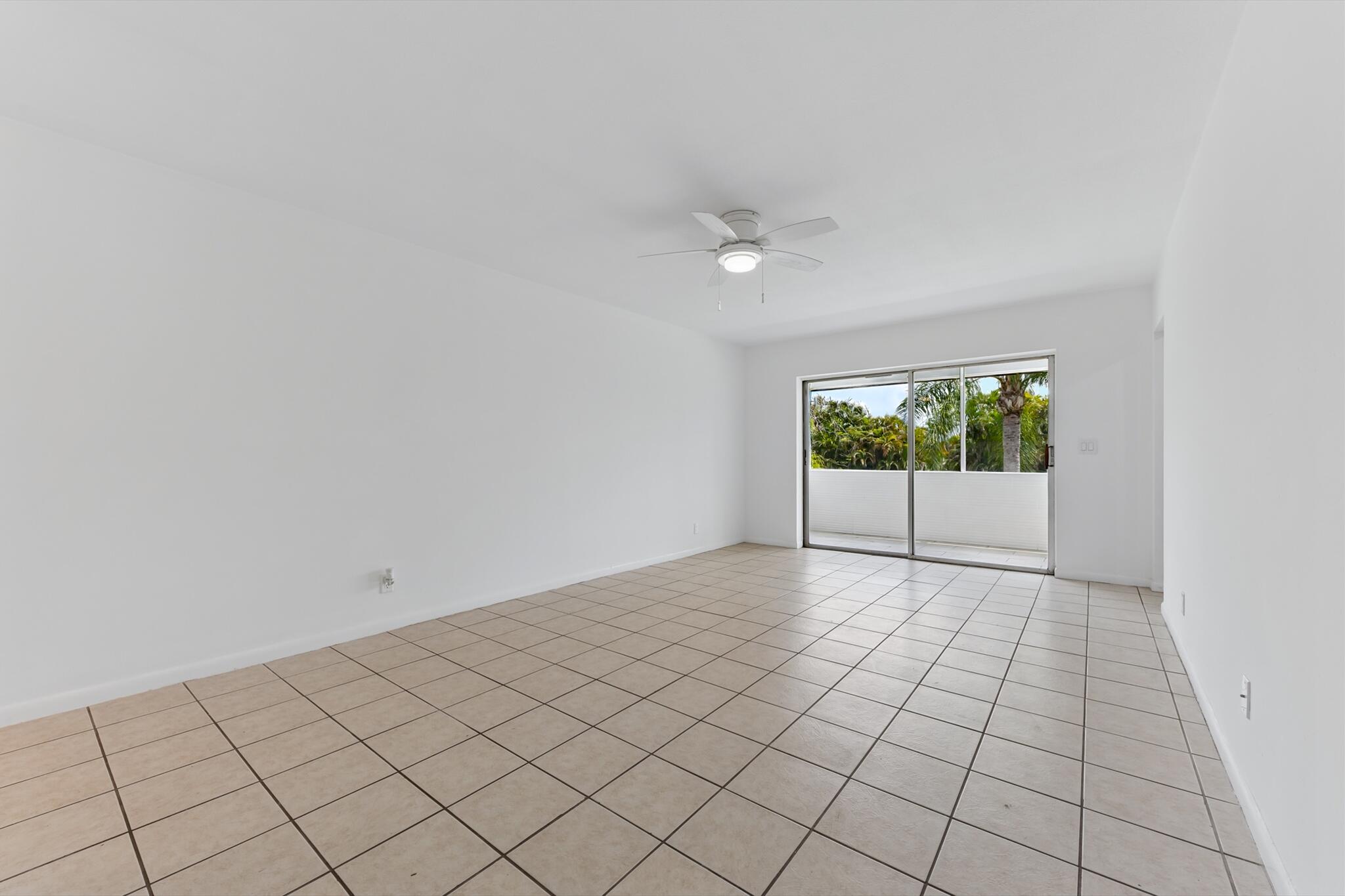 CHAROLAIS CONDO - Residential