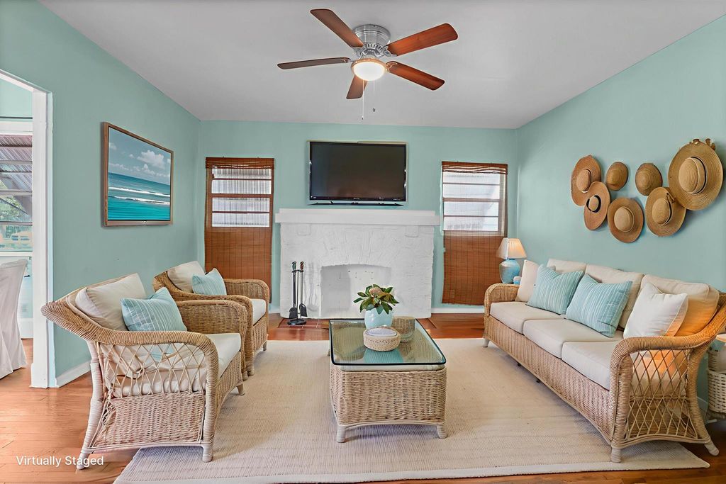 Photo of 410 S Ocean Breeze, Lake Worth, FL 33460 (MLS # R11121263)