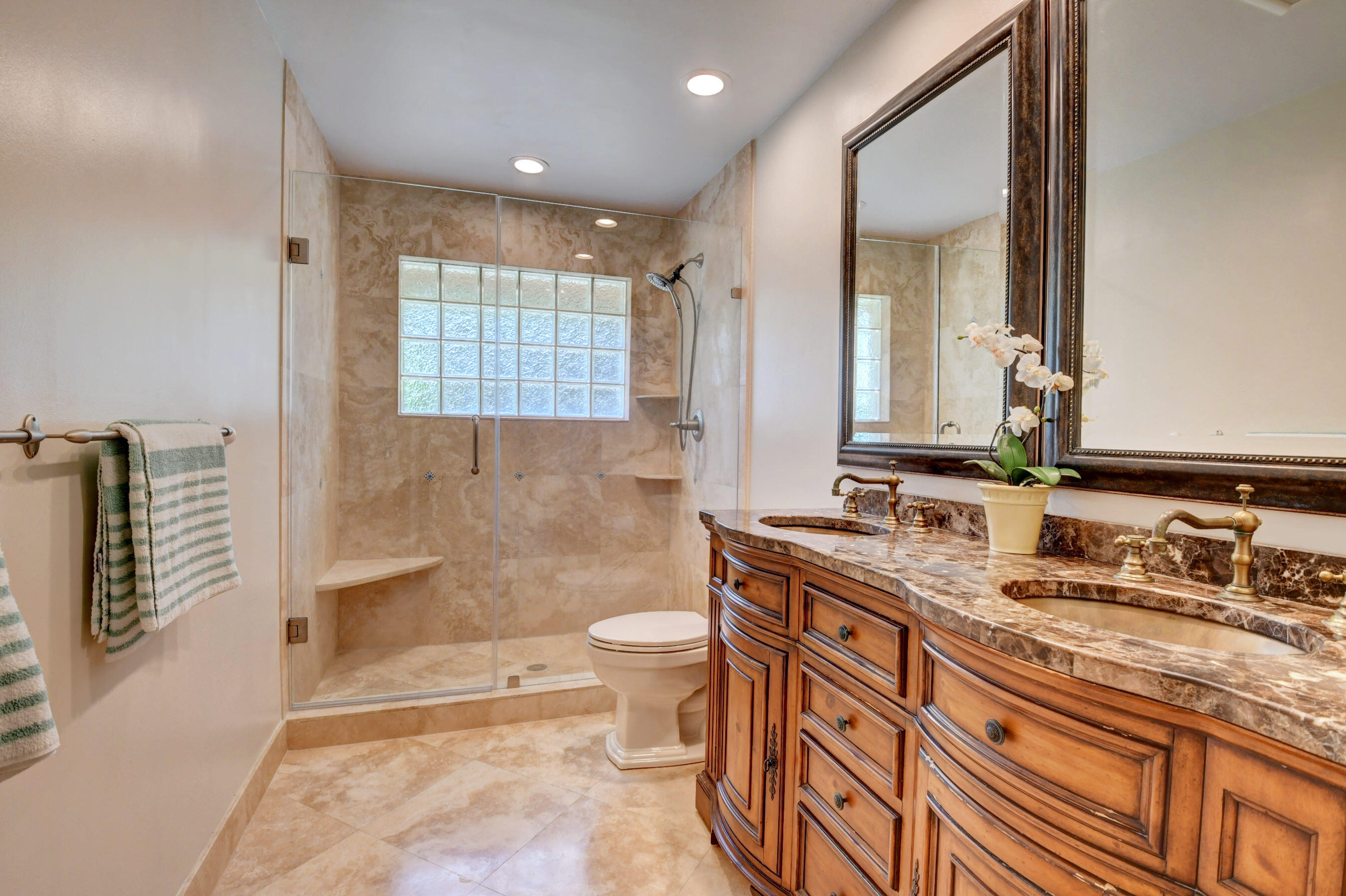 WOODFIELD HUNT CLUB - Residential