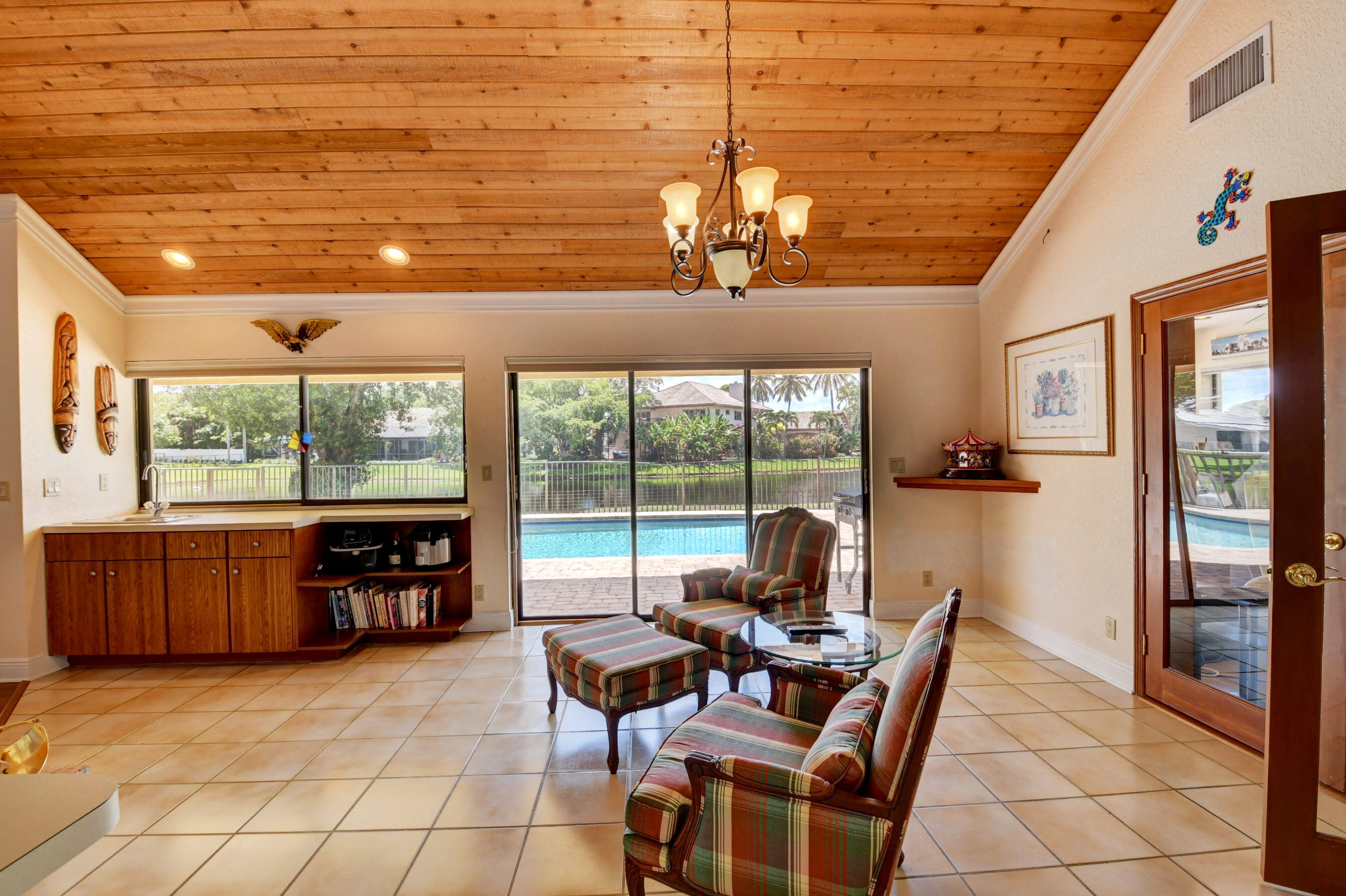 WOODFIELD HUNT CLUB - Residential