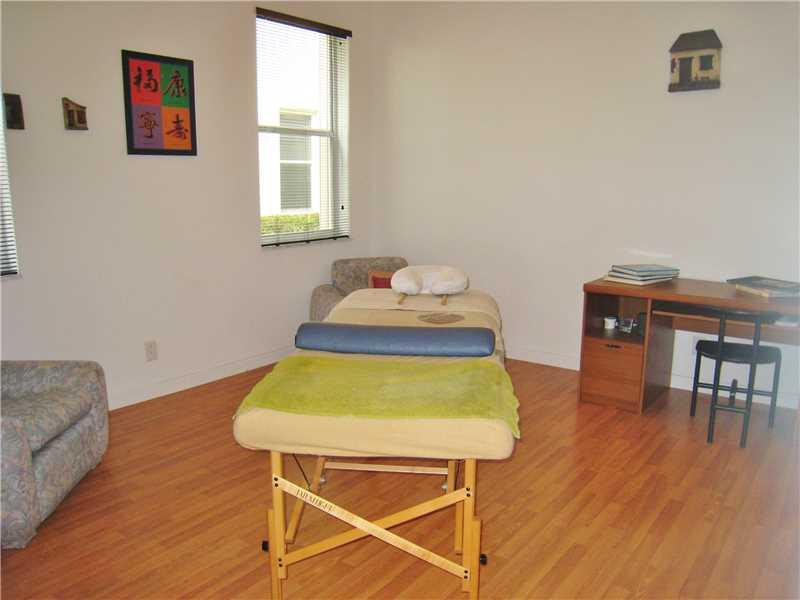 Victoria Pointe/ WHCC - Residential Lease