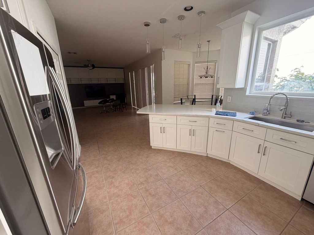 Photo of 1226 Avondale Lane, West Palm Beach, FL 33409 (MLS # B26017220)