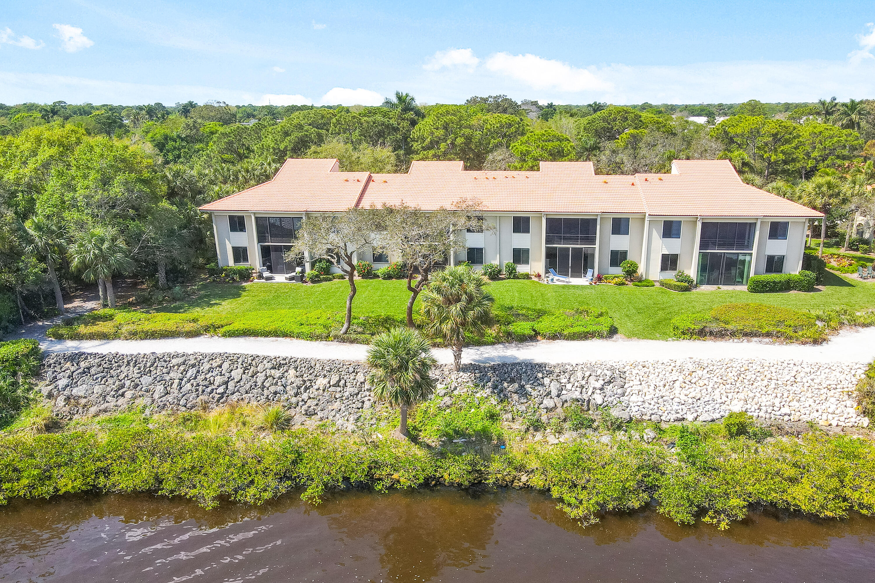 Harbour Ridge Yacht & Country Club - Bayhead Villa - Residential
