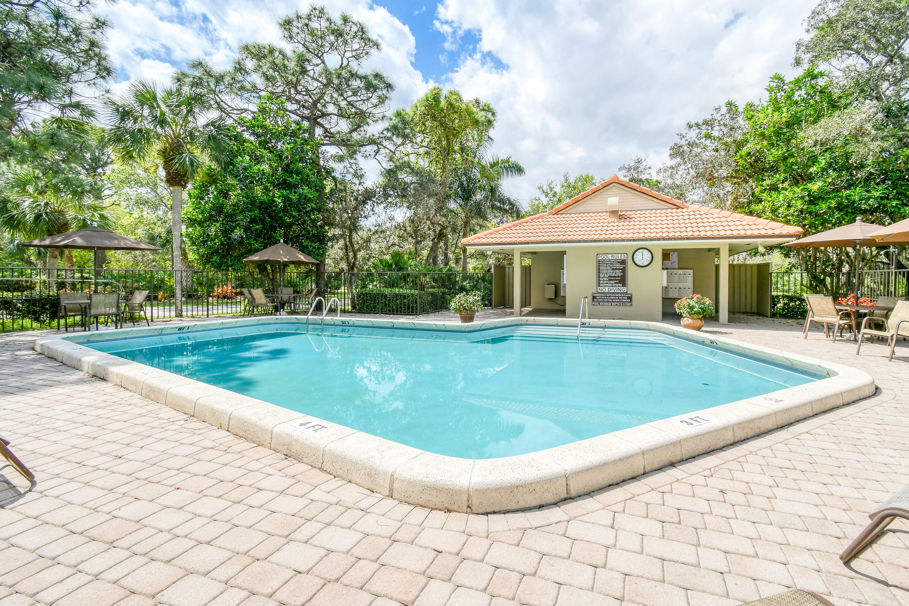 Harbour Ridge Yacht & Country Club - Bayhead Villa - Residential