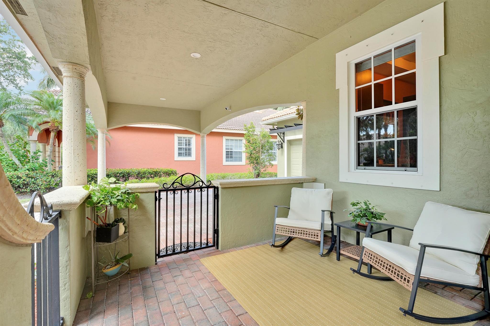 PINES ON PENNOCK LANE PUD - Residential Lease