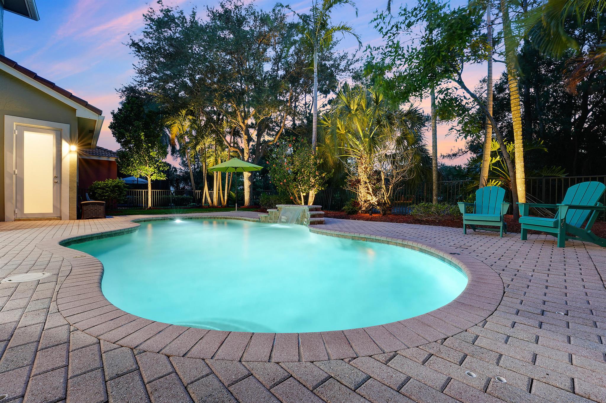 PINES ON PENNOCK LANE PUD - Residential Lease