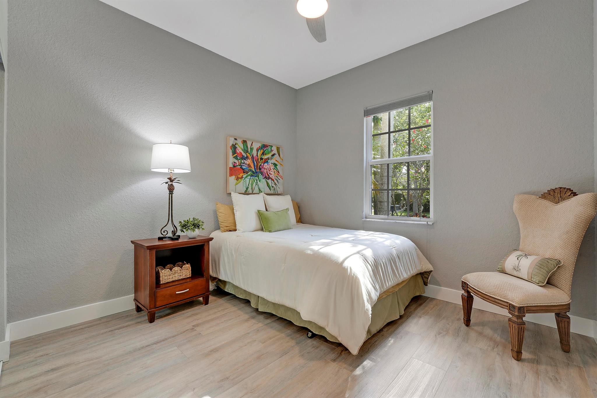 PINES ON PENNOCK LANE PUD - Residential Lease