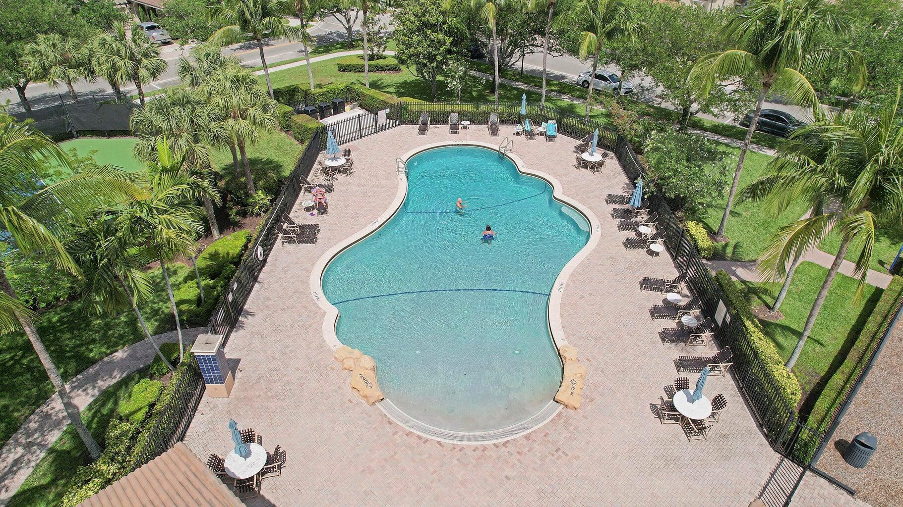 PINES ON PENNOCK LANE PUD - Residential Lease